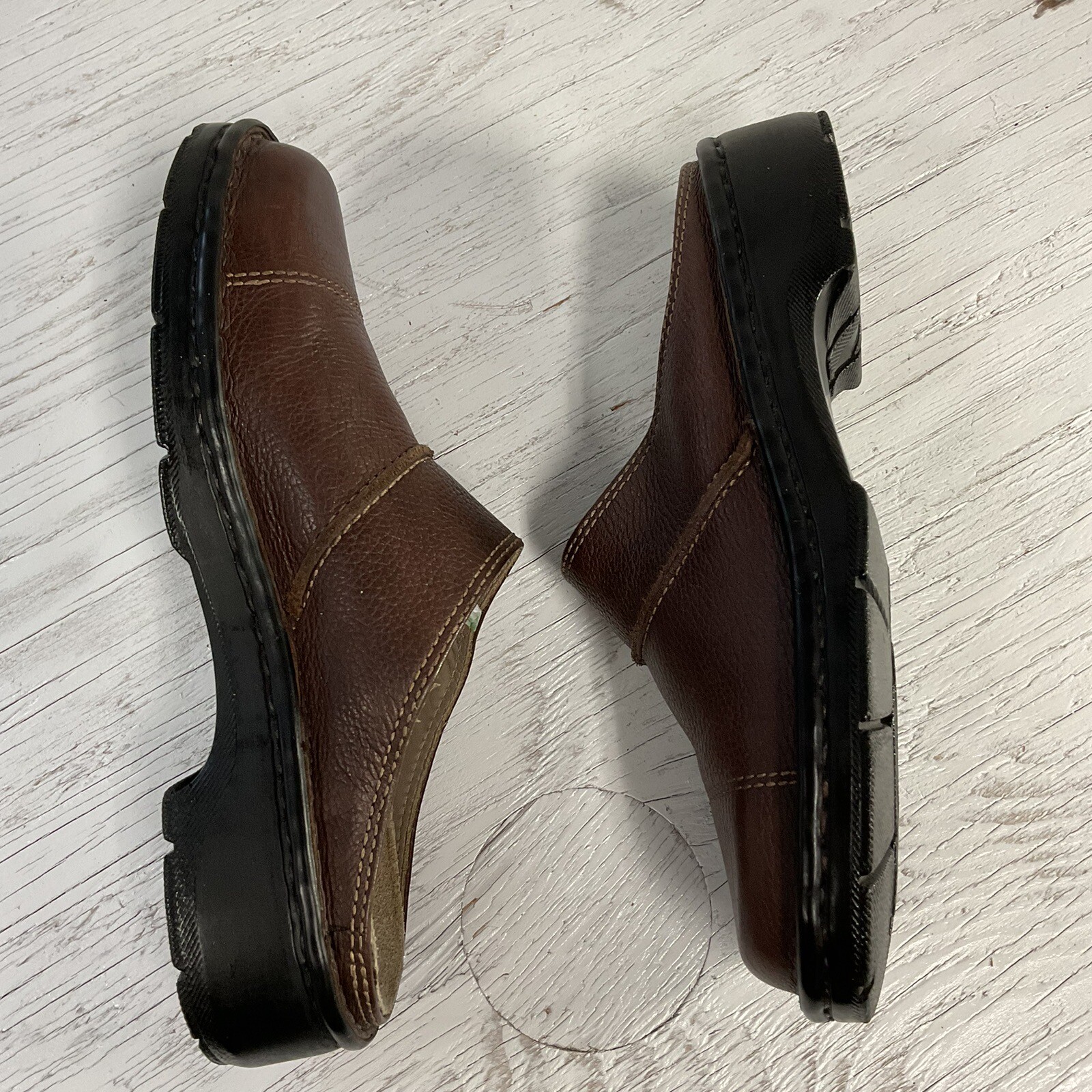 Clark Women’s 7M Brown Leather Mule Clogs Slip-On 3123-2 - Image 16