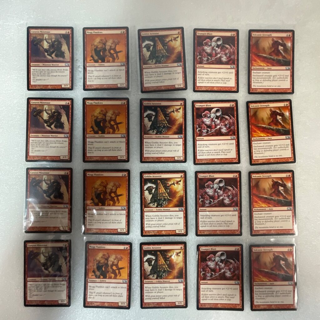 Magic the Gathering Lot of 20 Red M13 Canyon Minotaur Goblin Arsonist - Image 1