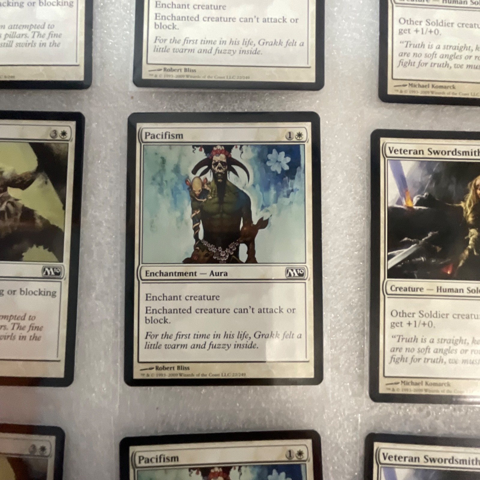 Magic the Gathering Lot of 20 White M13 Cards Divine Verdict Pacifism - Image 8