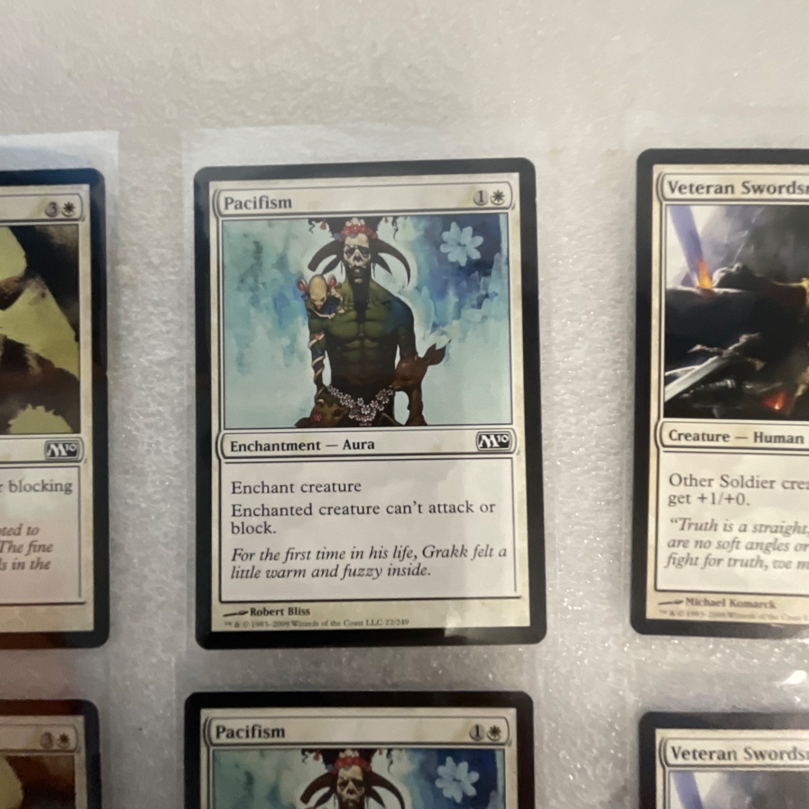 Magic the Gathering Lot of 20 White M13 Cards Divine Verdict Pacifism - Image 10
