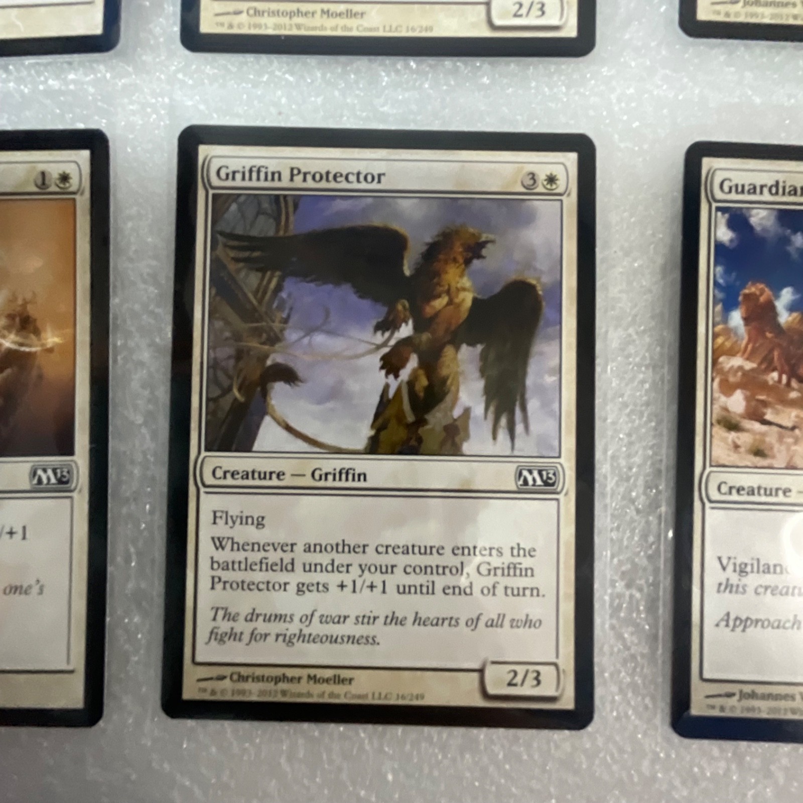 Magic the Gathering Lot of 20 White M13 Pacifism Guardian Lions - Image 6