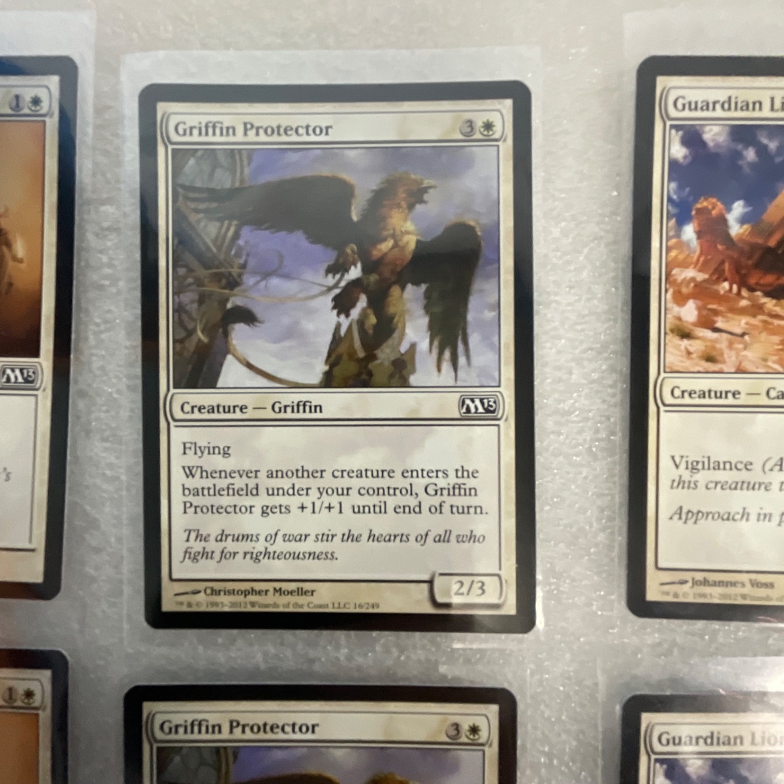 Magic the Gathering Lot of 20 White M13 Pacifism Guardian Lions - Image 9