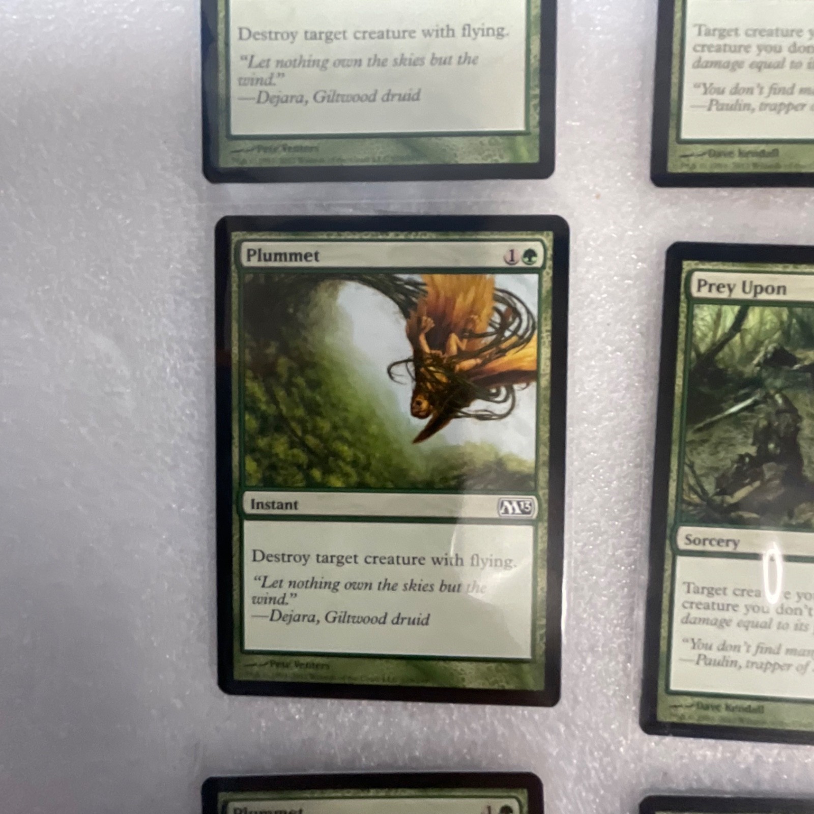 Magic the Gathering Lot of 20 Green M13 Cards Prey Upon Titanic Growth - Image 4