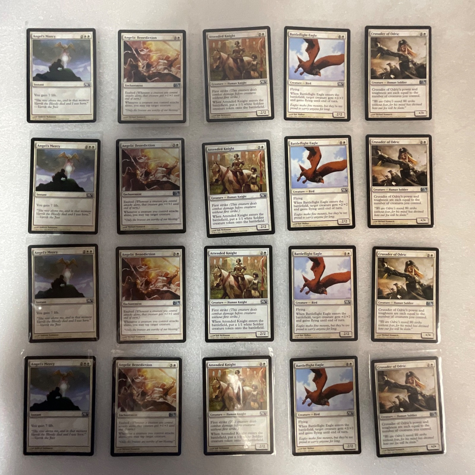 Magic the Gathering Lot of 20 White M13 Attended Knight Crusader - Image 1
