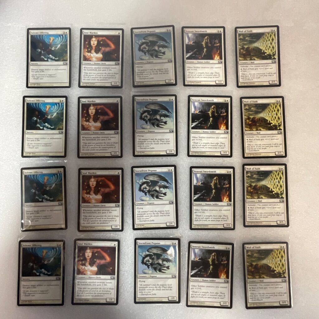 Magic the Gathering Lot of 20 White M13 Soul Warden Stormfront Pegasus - Image 1