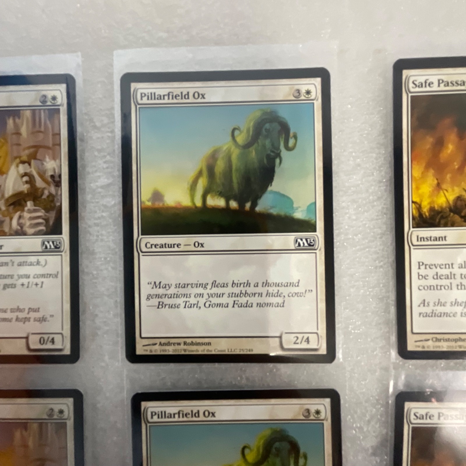 Magic the Gathering Lot of 20 White M13 Show of Valor Safe Passage - Image 9