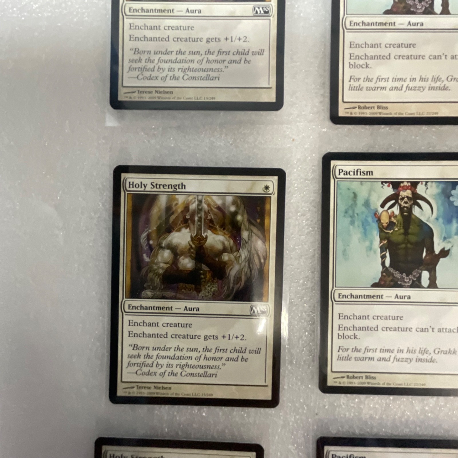 Magic the Gathering Lot of 20 White Core Set Pacifism Suntail Hawk - Image 4
