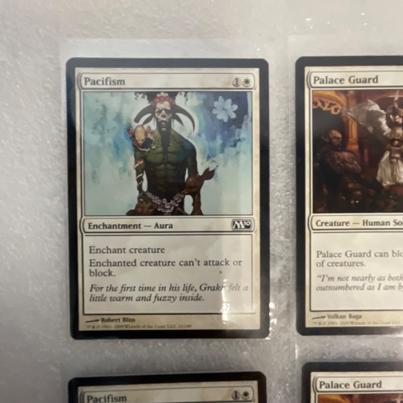 Magic the Gathering Lot of 20 White Mixed M10 M13 Pacifism - Image 2