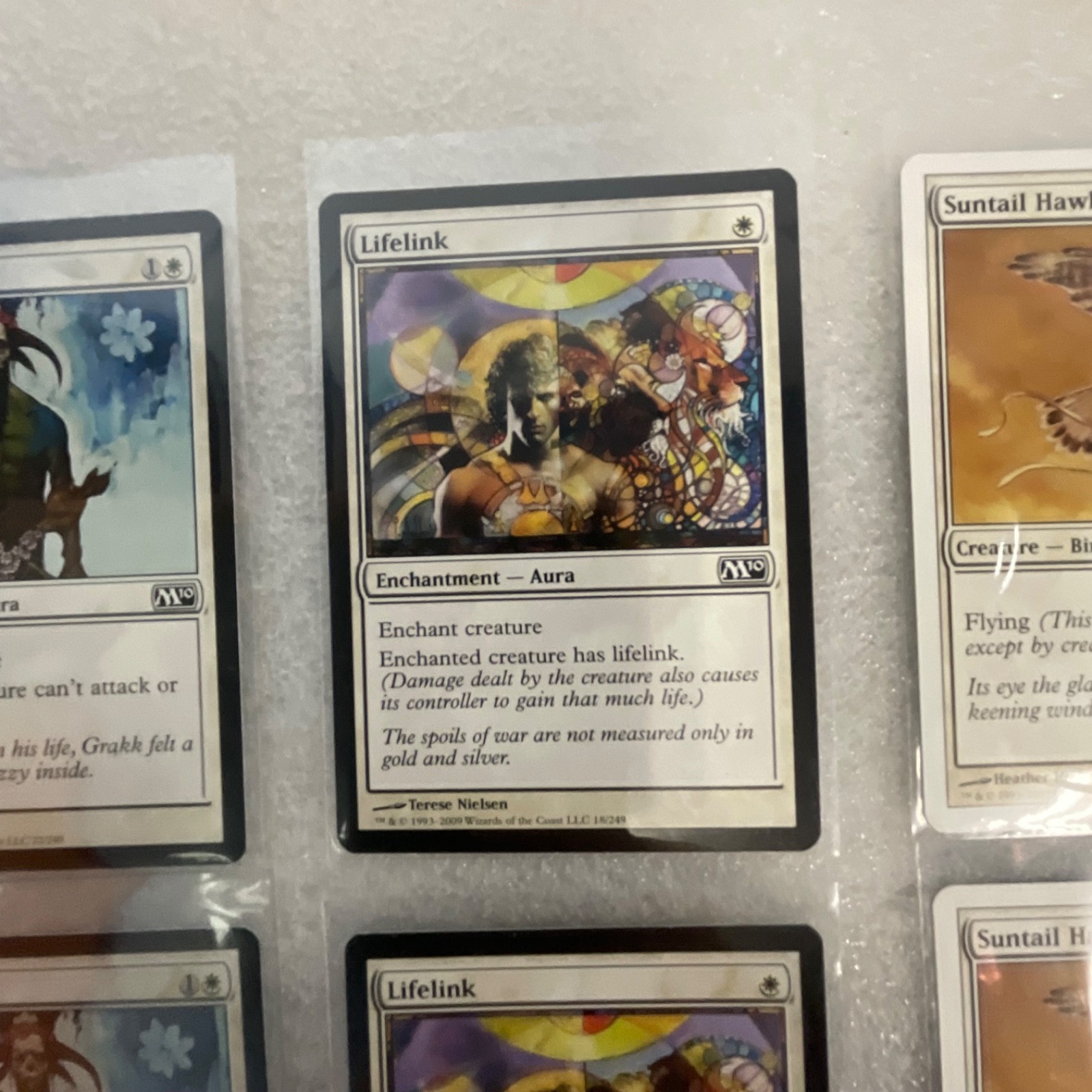 Magic the Gathering Lot of 20 White Core Set Pacifism Suntail Hawk - Image 10