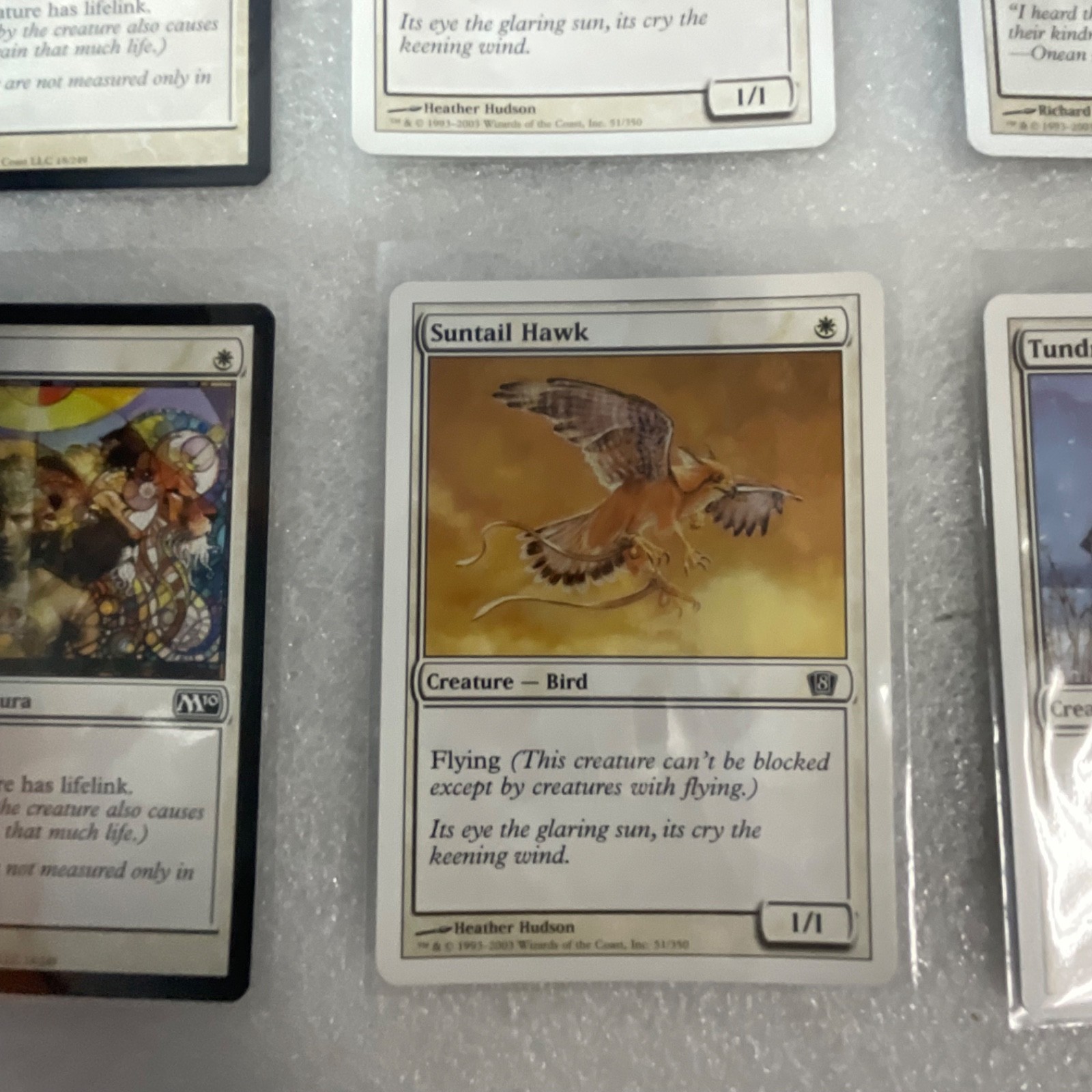 Magic the Gathering Lot of 20 White Core Set Pacifism Suntail Hawk - Image 14