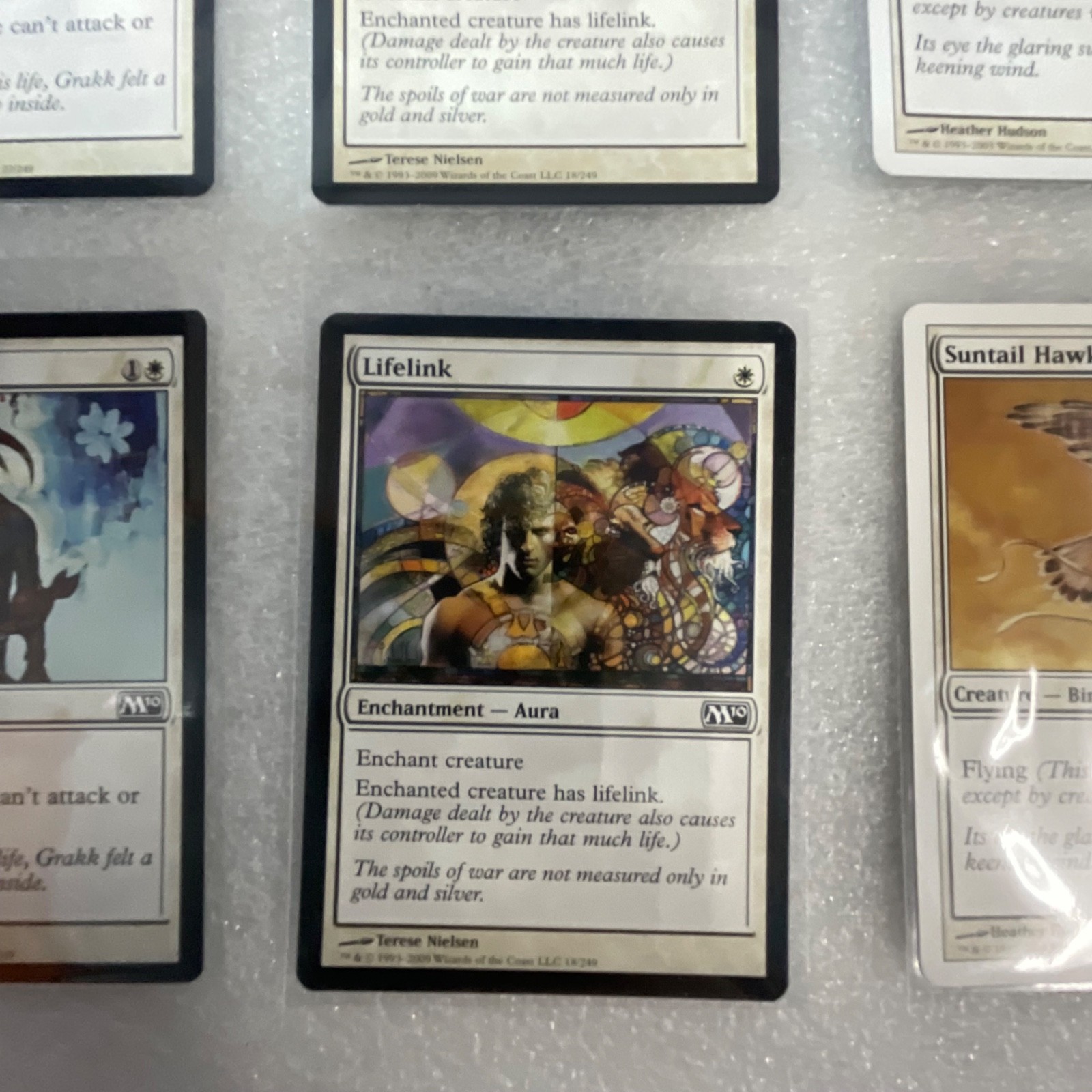 Magic the Gathering Lot of 20 White Core Set Pacifism Suntail Hawk - Image 13