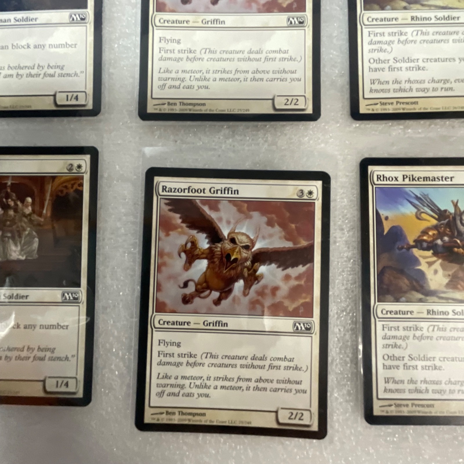 Magic the Gathering Lot of 20 White Mixed M10 M13 Pacifism - Image 13