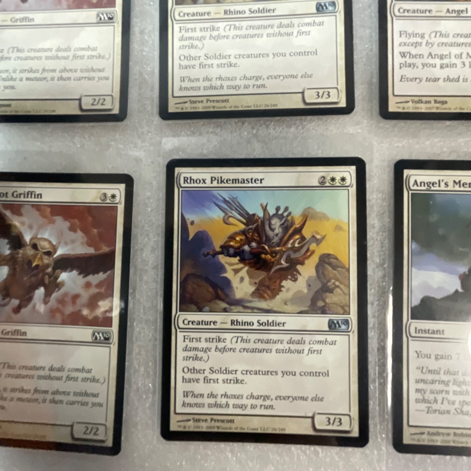 Magic the Gathering Lot of 20 White Mixed M10 M13 Pacifism - Image 14
