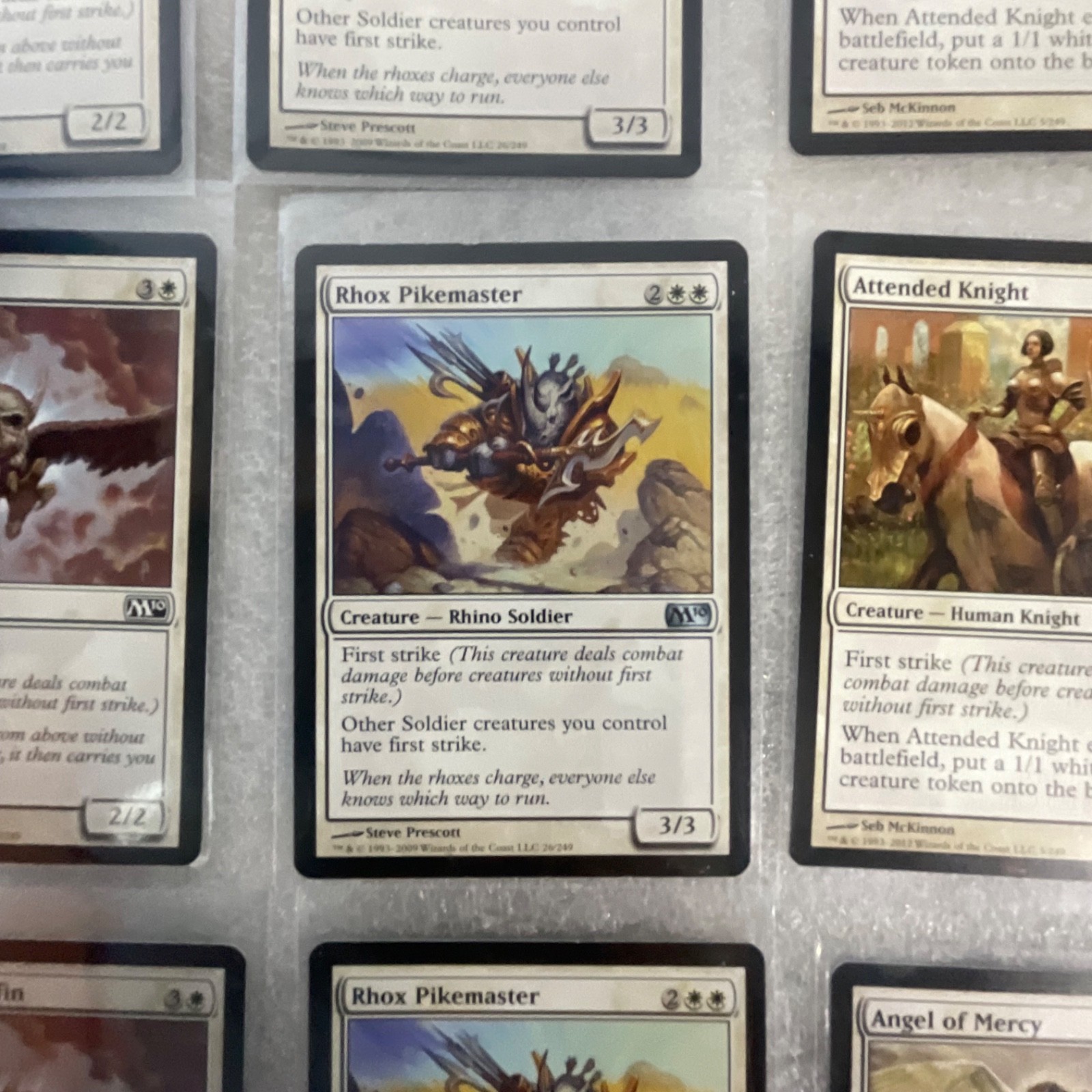 Magic the Gathering Lot of 20 White Mixed M10 M13 Pacifism - Image 16