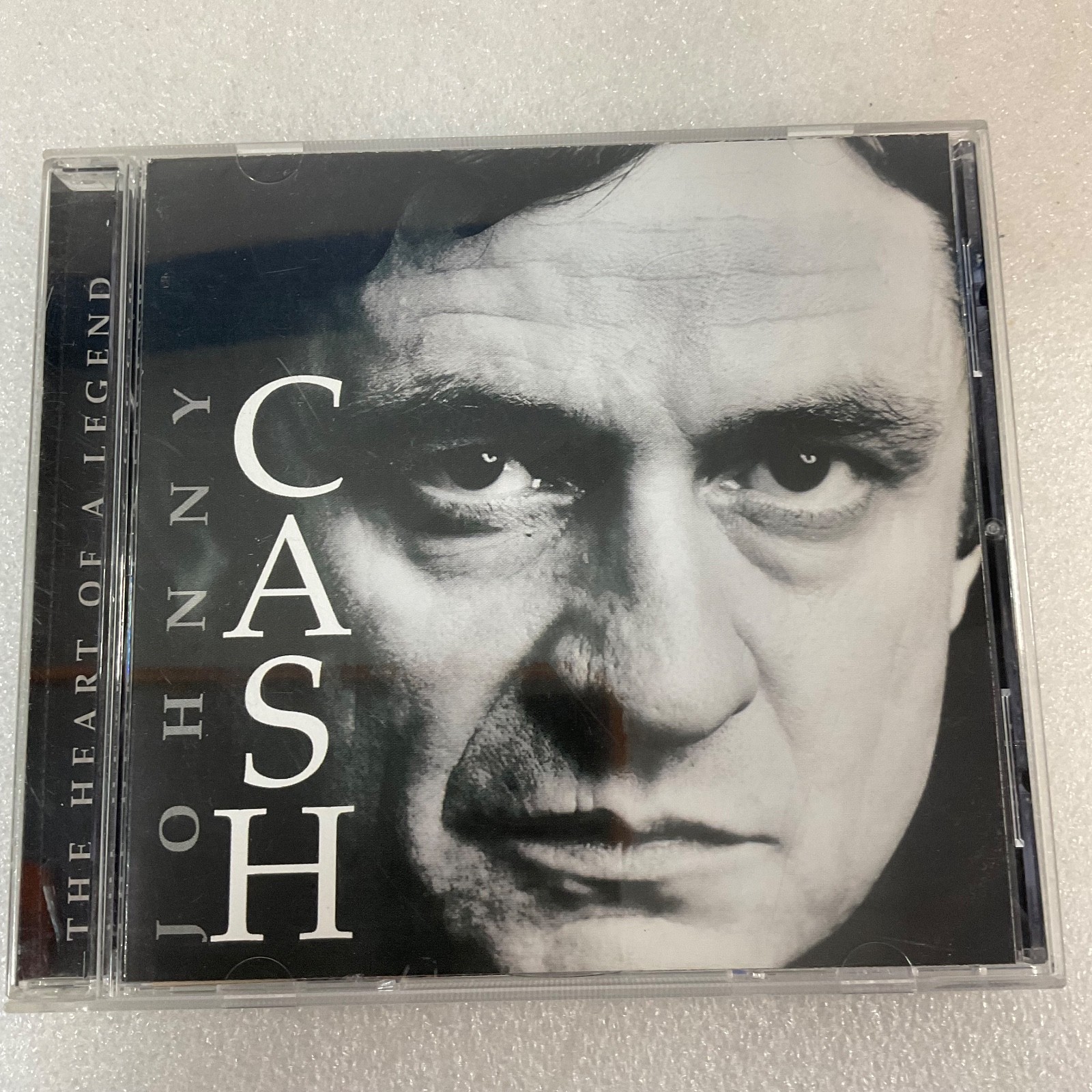 Johnny Cash The Heart of a Legend CD 2002 Madacy Country Folk Classics - Image 1