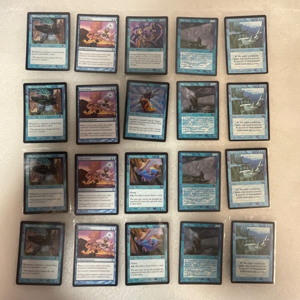 MTG Magic the Gathering Lot of 20 Mixed Sets Dark Maze Onslaught - Image 1