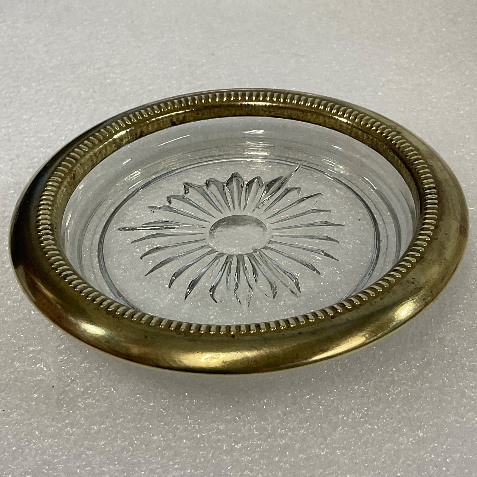 Vintage Glass Coaster Tray w Brass Rim Sunburst Base 4in Top 2.5in Foot - Image 7