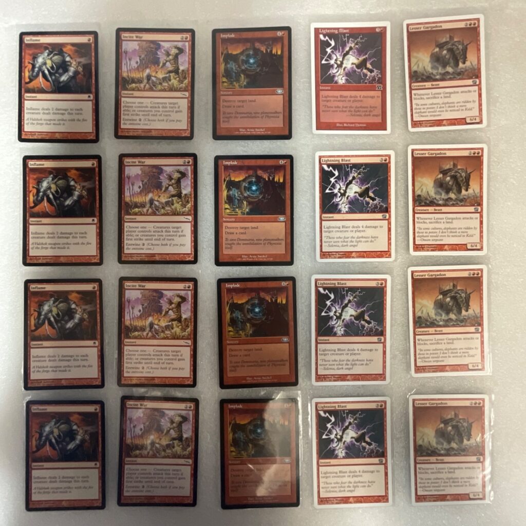 MTG Lot of 20 Red Mixed Sets Lightning Blast Gargadon - Image 1