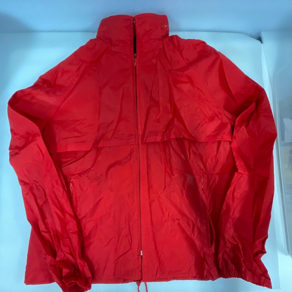 Eddie Bauer Red Nylon Windbreaker Jacket L Packable Ventilated Pockets Zip Hood - Image 1