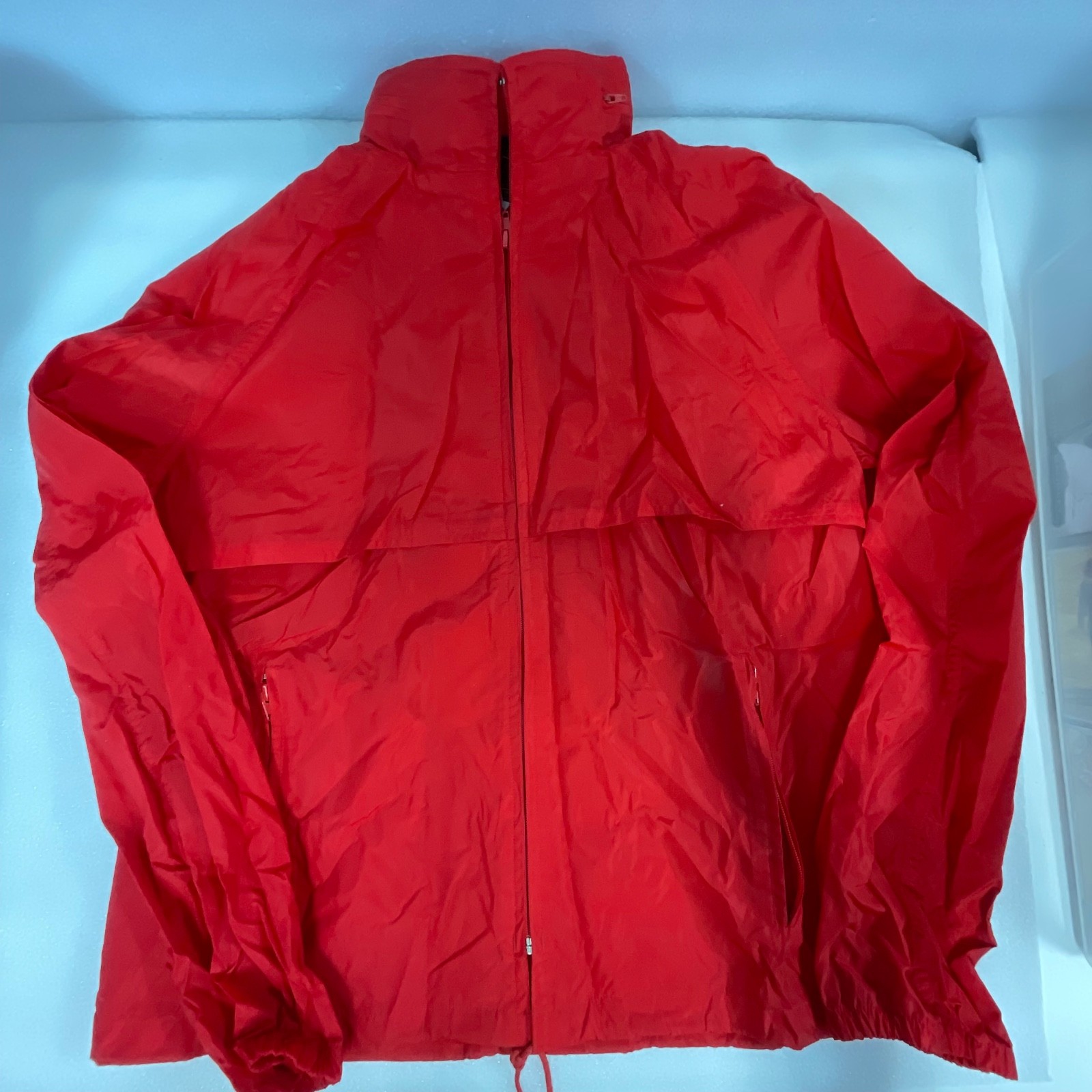 Eddie Bauer Red Nylon Windbreaker Jacket L Packable Ventilated Pockets Zip Hood - Image 1