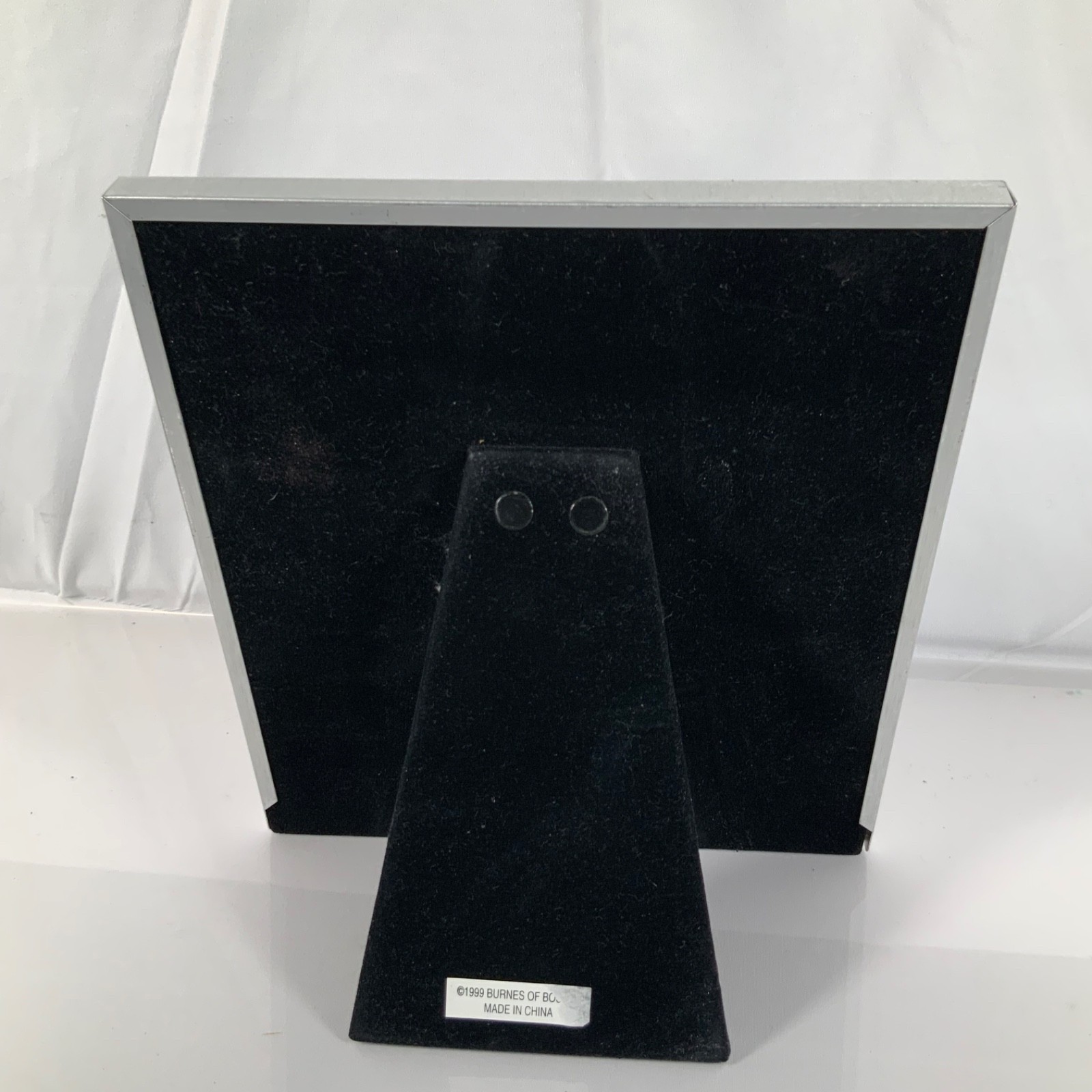 Burnes of Boston WANTED Silver Tone 4 x 6 Tabletop Picture Frame 1999 - Image 3