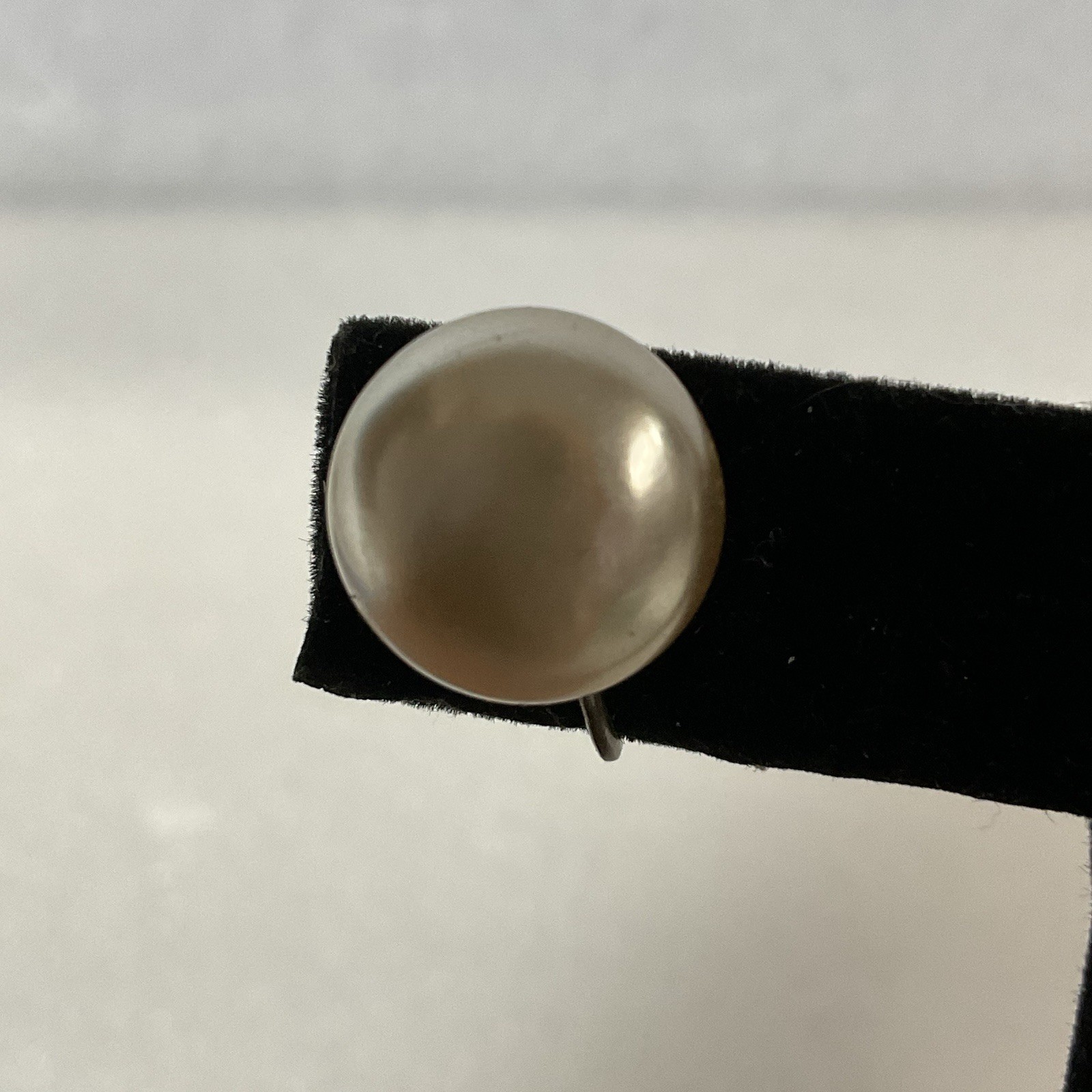 Vintage Faux Pearl Screw Back Earrings Japan Marked Button Style - Image 8