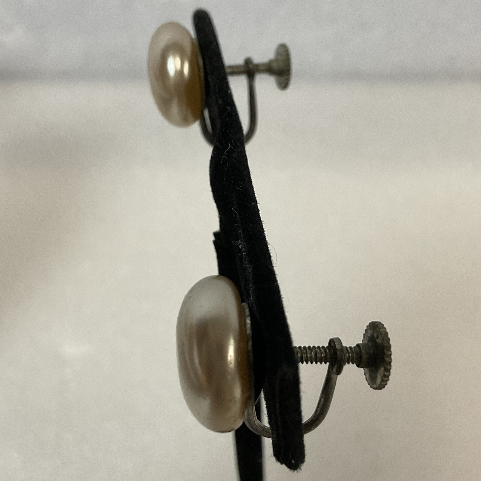 Vintage Faux Pearl Screw Back Earrings Japan Marked Button Style - Image 10
