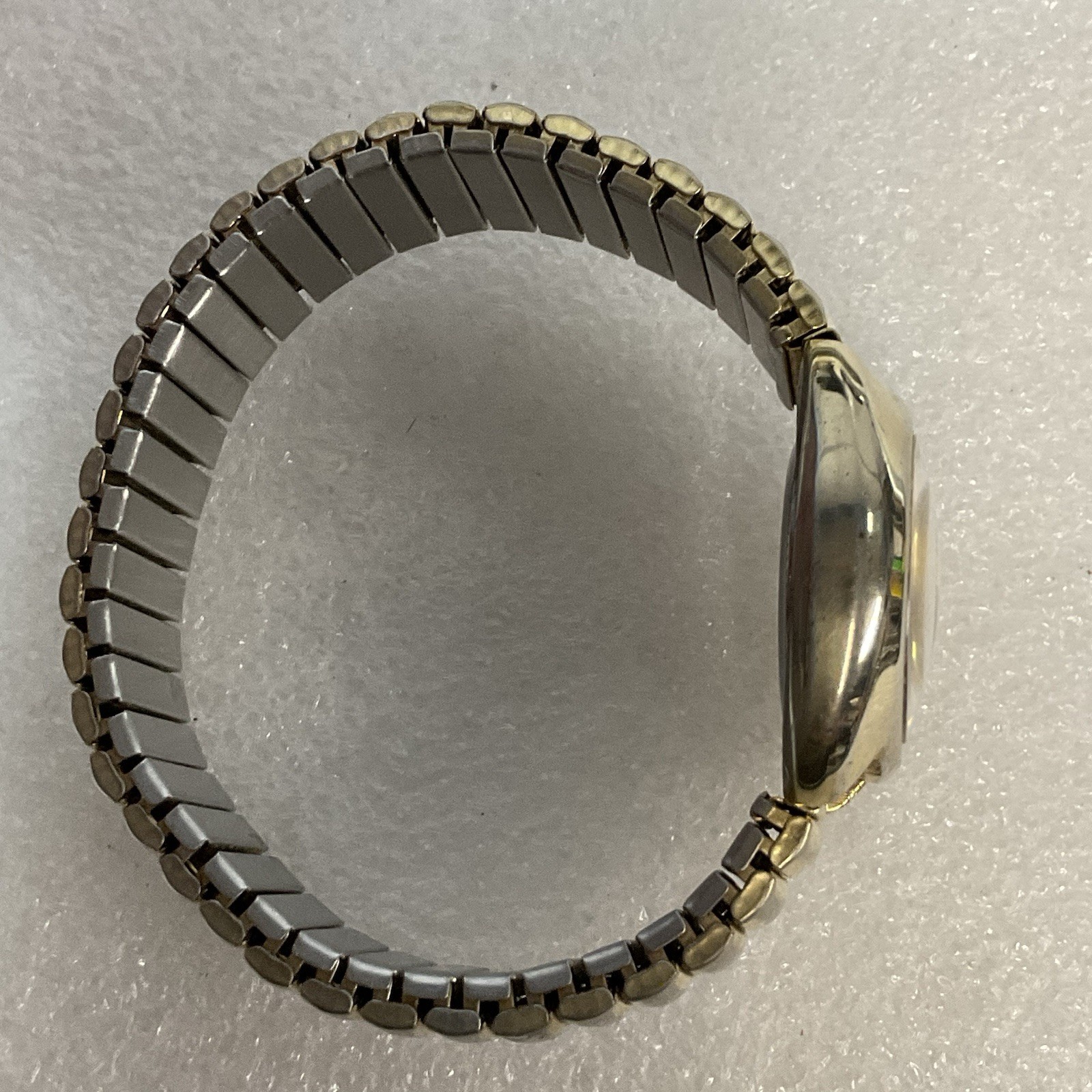 Lucky Star Titanium Purple Face Hold Tone Stretch Band Watch - Image 9