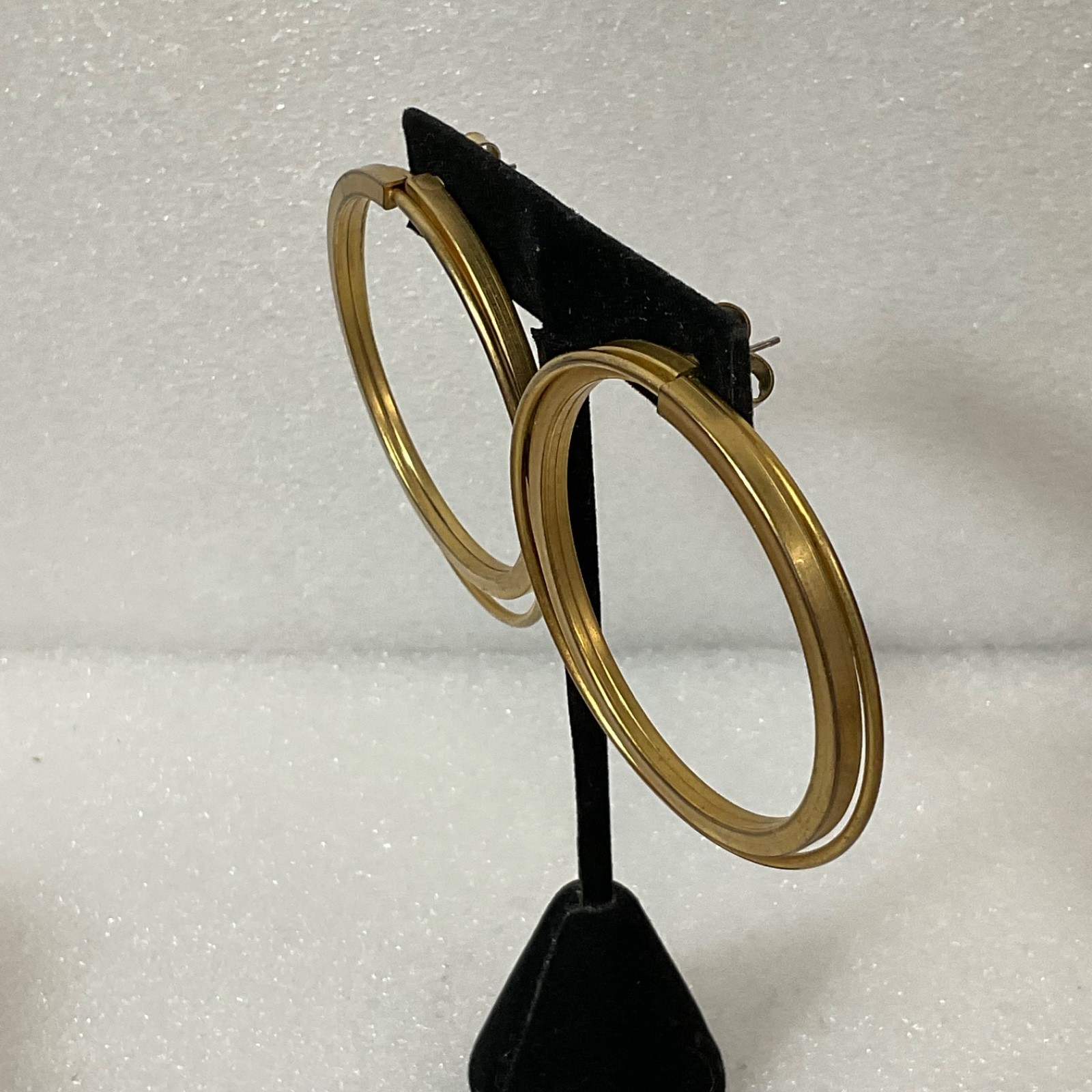 Vintage Gold Tone Hoop Earrings 2.5in Large Double Band Post Pierced 21g Retro - Image 2