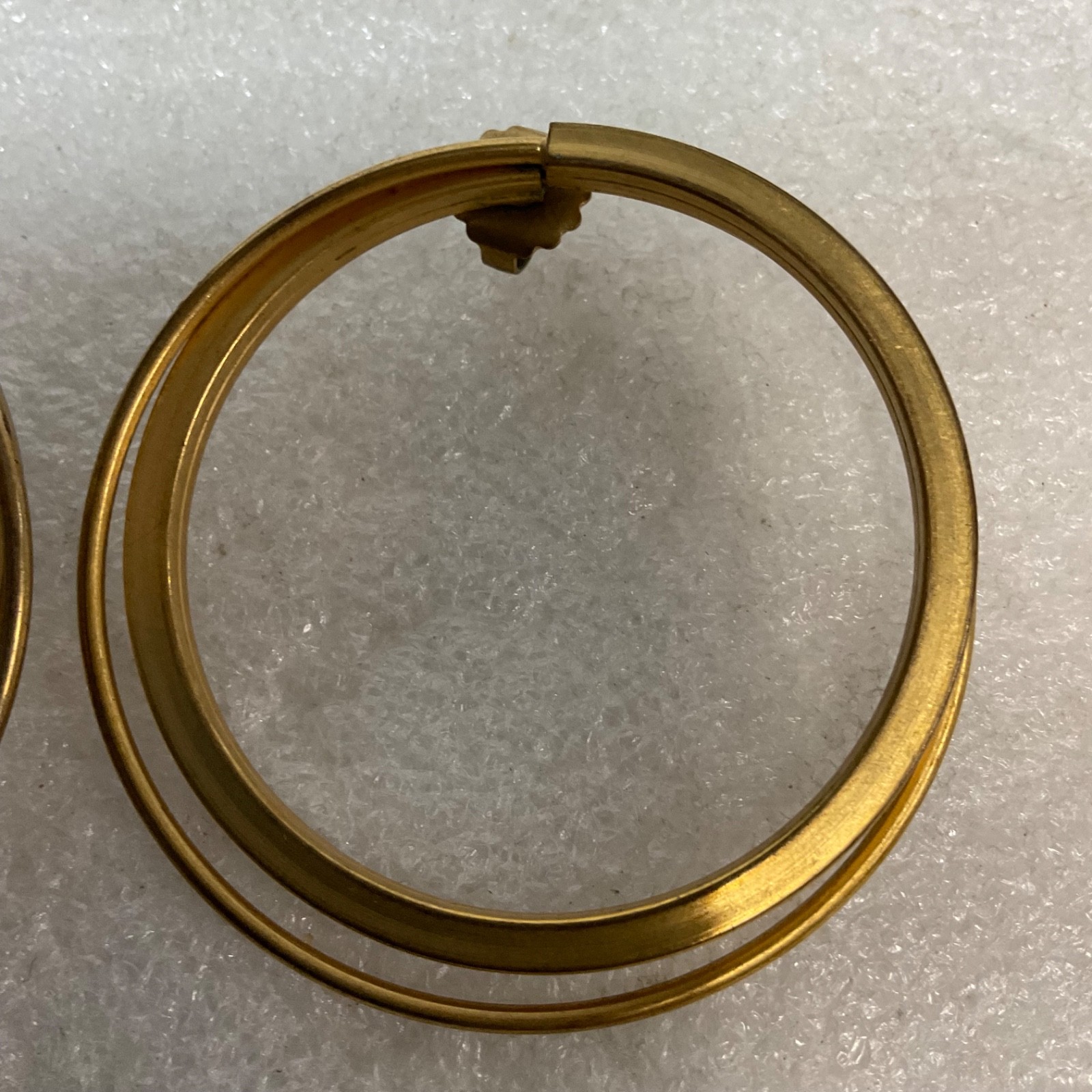 Vintage Gold Tone Hoop Earrings 2.5in Large Double Band Post Pierced 21g Retro - Image 11
