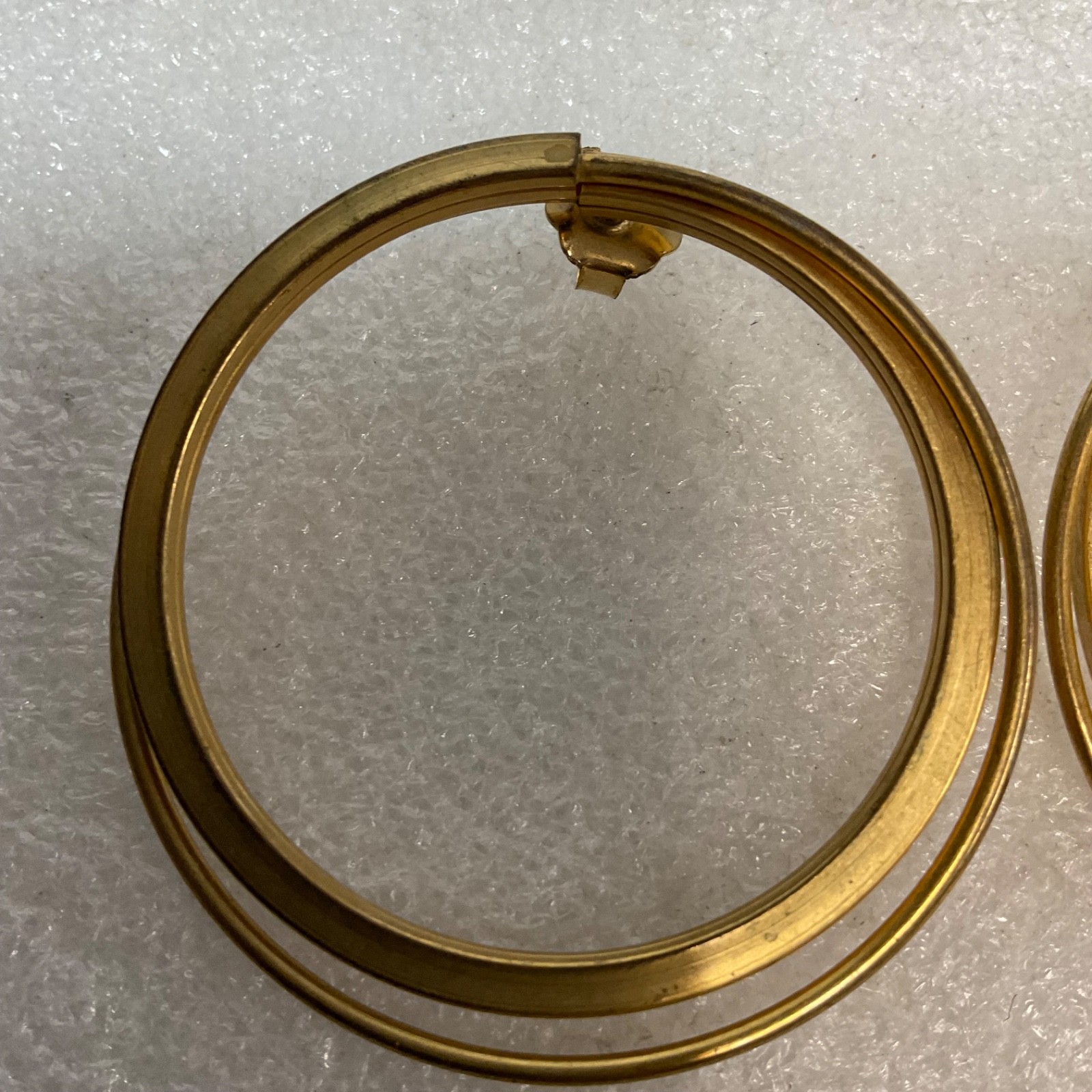 Vintage Gold Tone Hoop Earrings 2.5in Large Double Band Post Pierced 21g Retro - Image 10