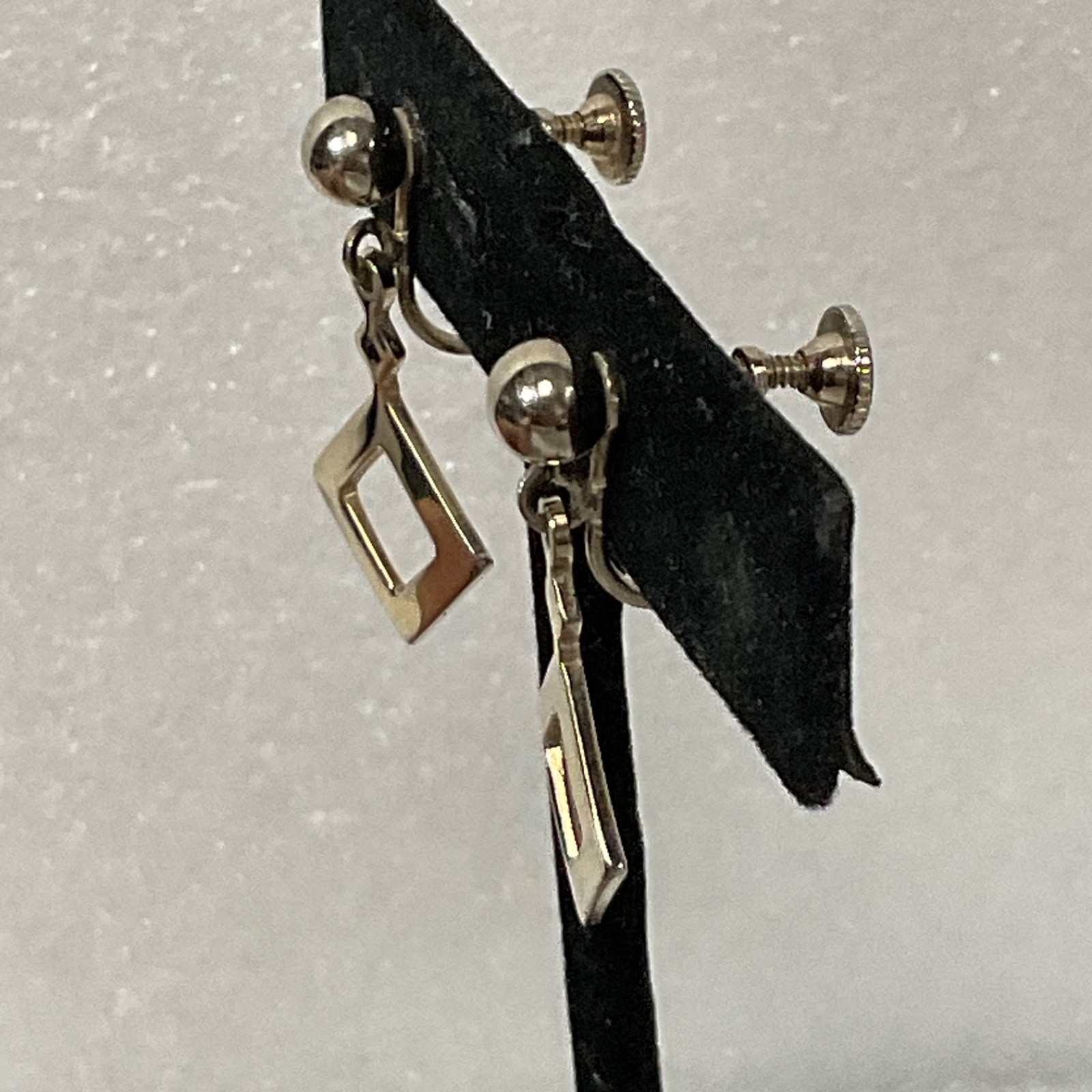 Vintage Silver Tone Screw Back Dangle Earrings 1in 4.06g Geometric Square Design - Image 2
