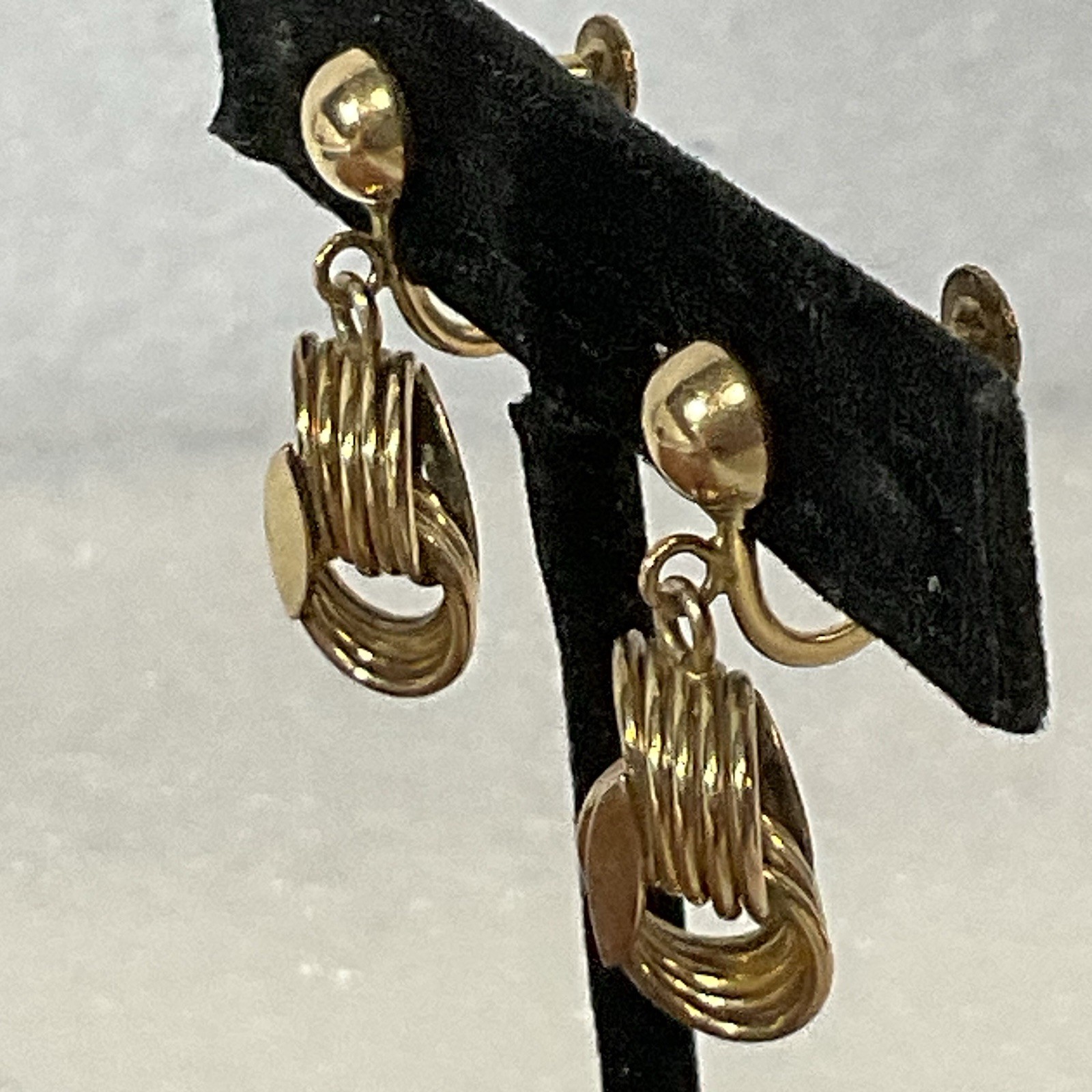Vintage 12K Gold Filled Screw Back Dangle Earrings Geometric Drop Design - Image 3