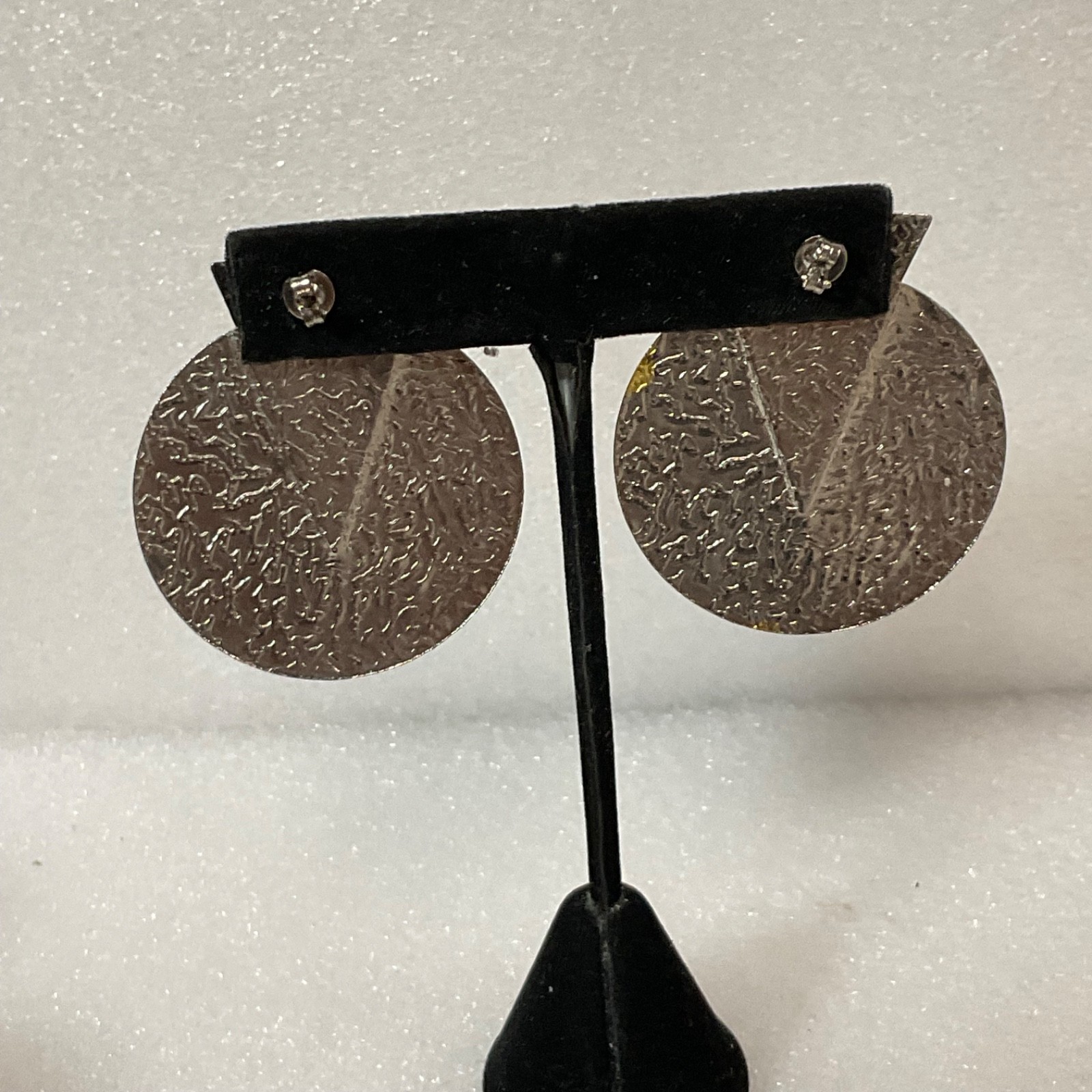 Vintage Geometric Textured Earrings Silver Gold Tone Circle Triangle 8.65g 2in - Image 5