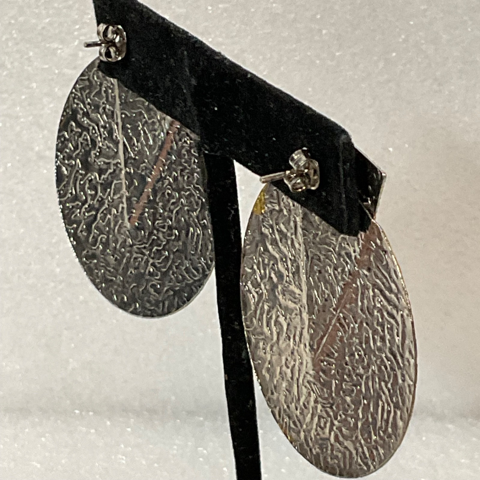 Vintage Geometric Textured Earrings Silver Gold Tone Circle Triangle 8.65g 2in - Image 8
