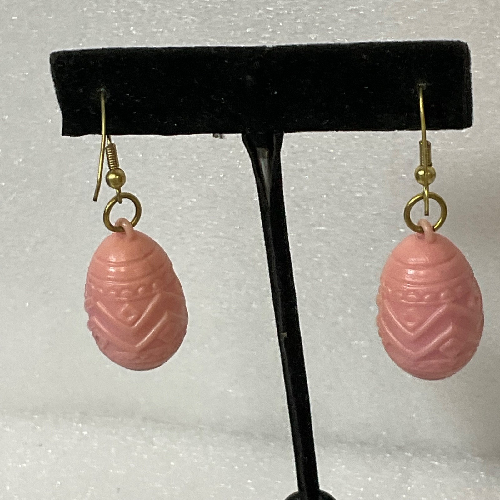 Vintage Pink Egg Shape Dangle Earrings 2in 8.33g Lightweight Boho Costume Jewelr - Image 4