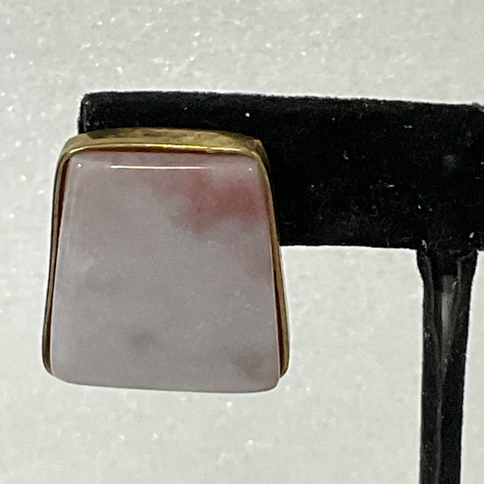 Vintage Pink Stone Brass Earrings 1.25in Geometric Post Studs 15.95g Retro - Image 2