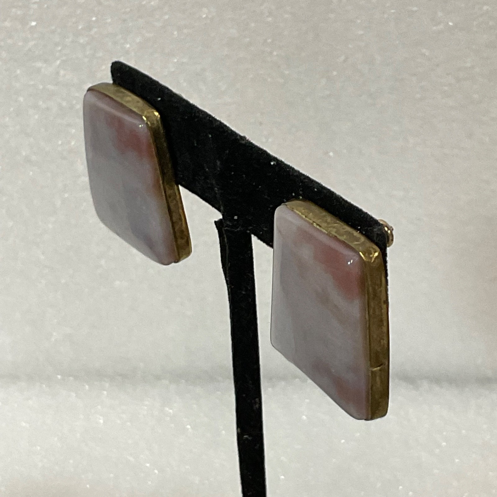 Vintage Pink Stone Brass Earrings 1.25in Geometric Post Studs 15.95g Retro - Image 4