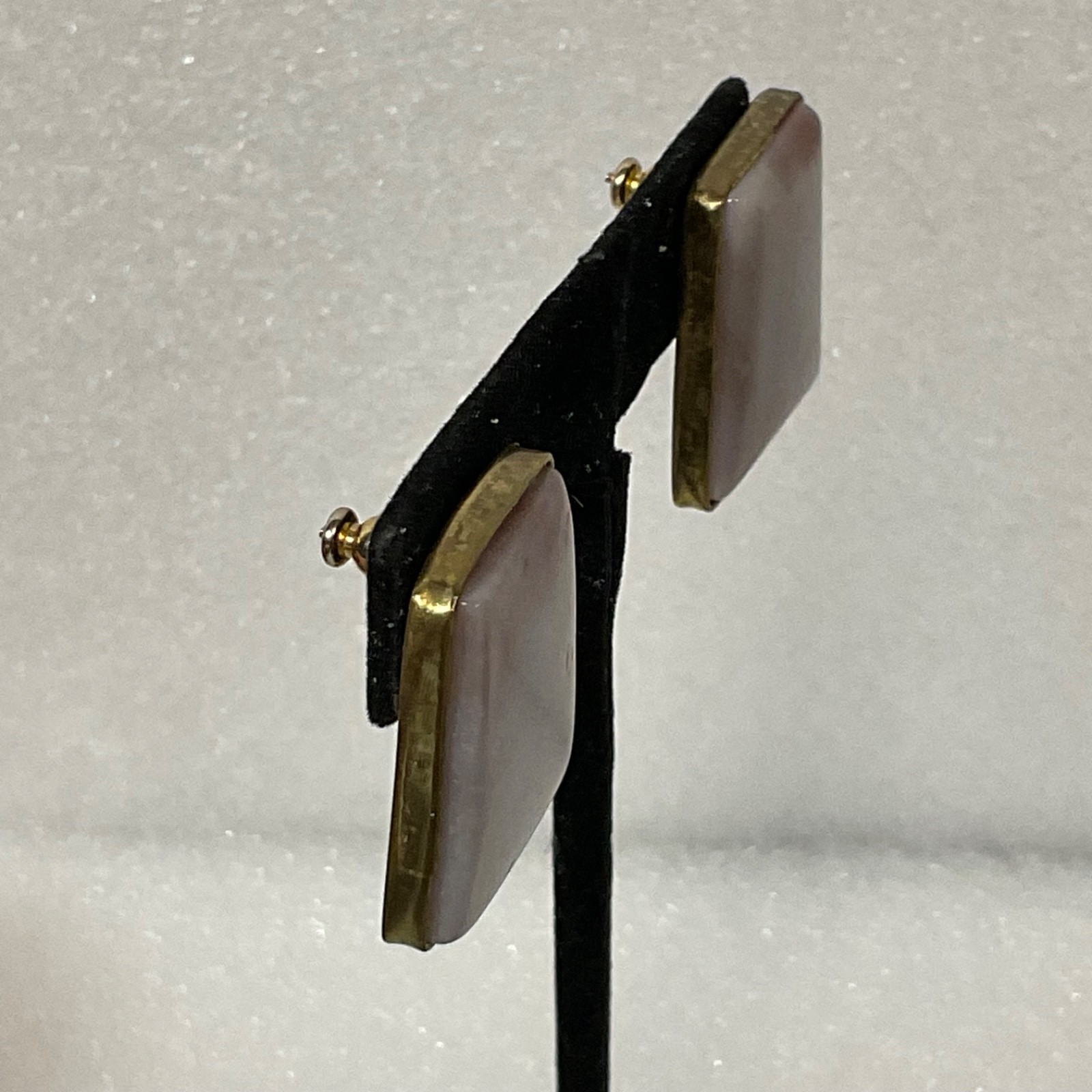 Vintage Pink Stone Brass Earrings 1.25in Geometric Post Studs 15.95g Retro - Image 9