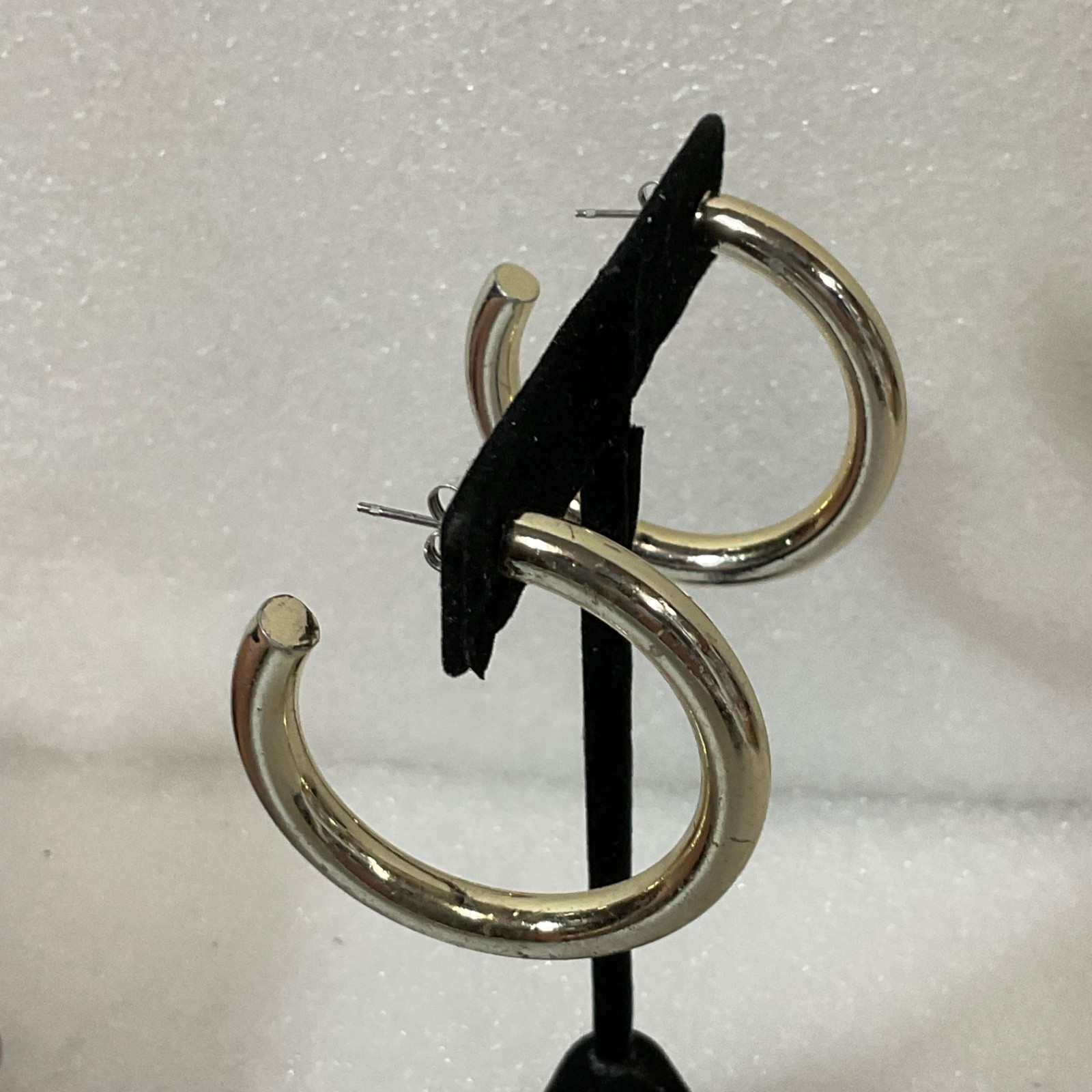 Vintage Gold Tone Hoop Earrings 2in 10.78g Chunky Classic Pierced Jewelry - Image 8