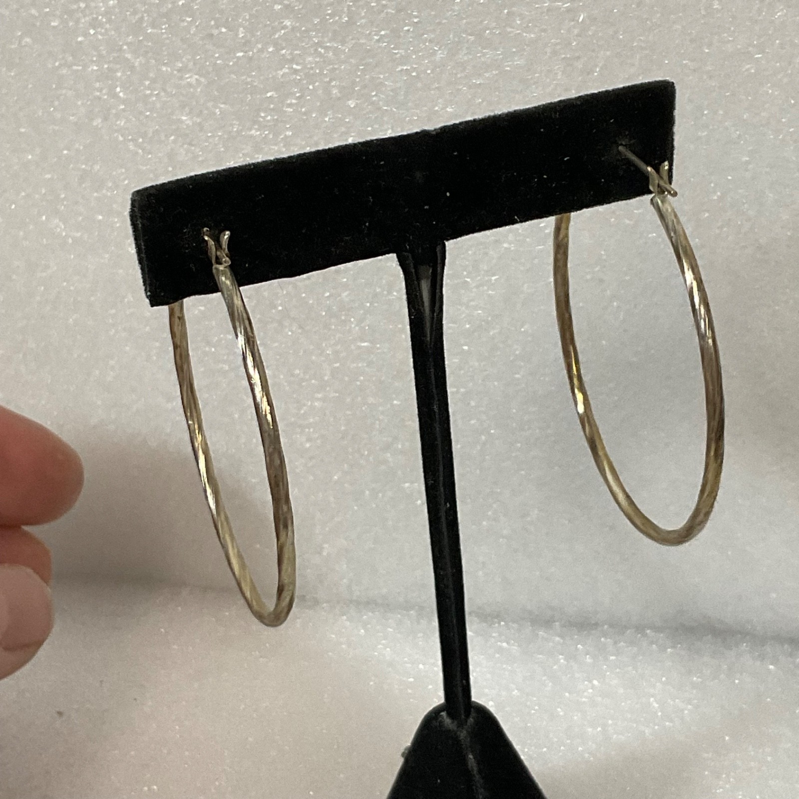 Vintage Silver Tone Hoop Earrings 2in 7.08g Lightweight Textured Fashion Jewelry - Image 5