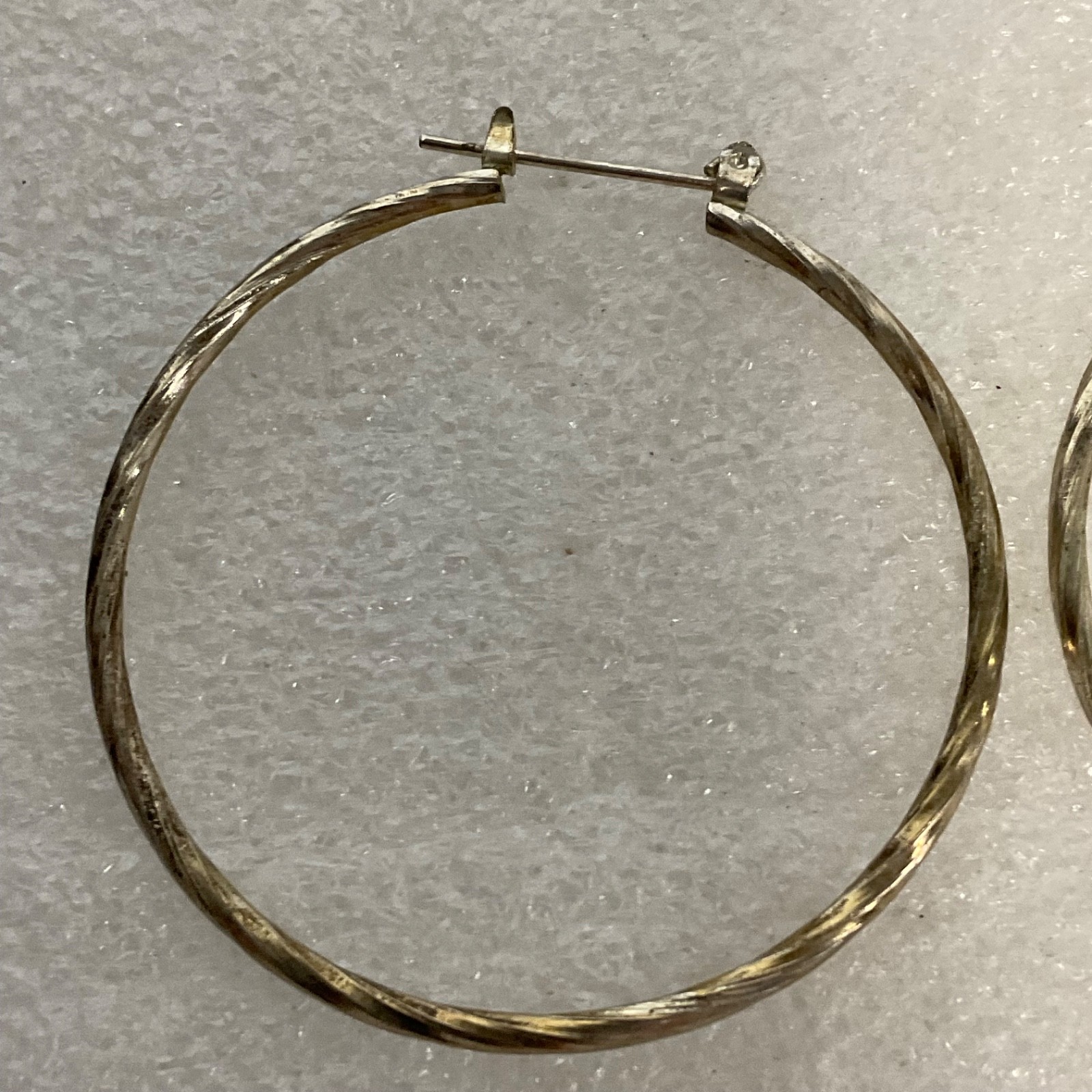Vintage Silver Tone Hoop Earrings 2in 7.08g Lightweight Textured Fashion Jewelry - Image 10
