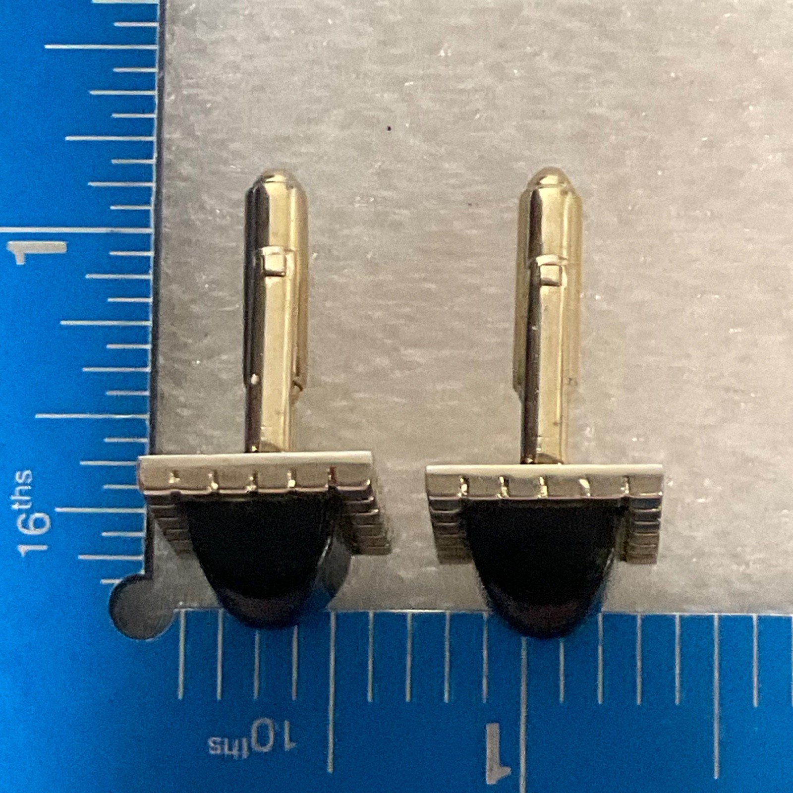 Vintage Shields Cufflinks Gold Tone Black Stone Square Design 14g - Image 9