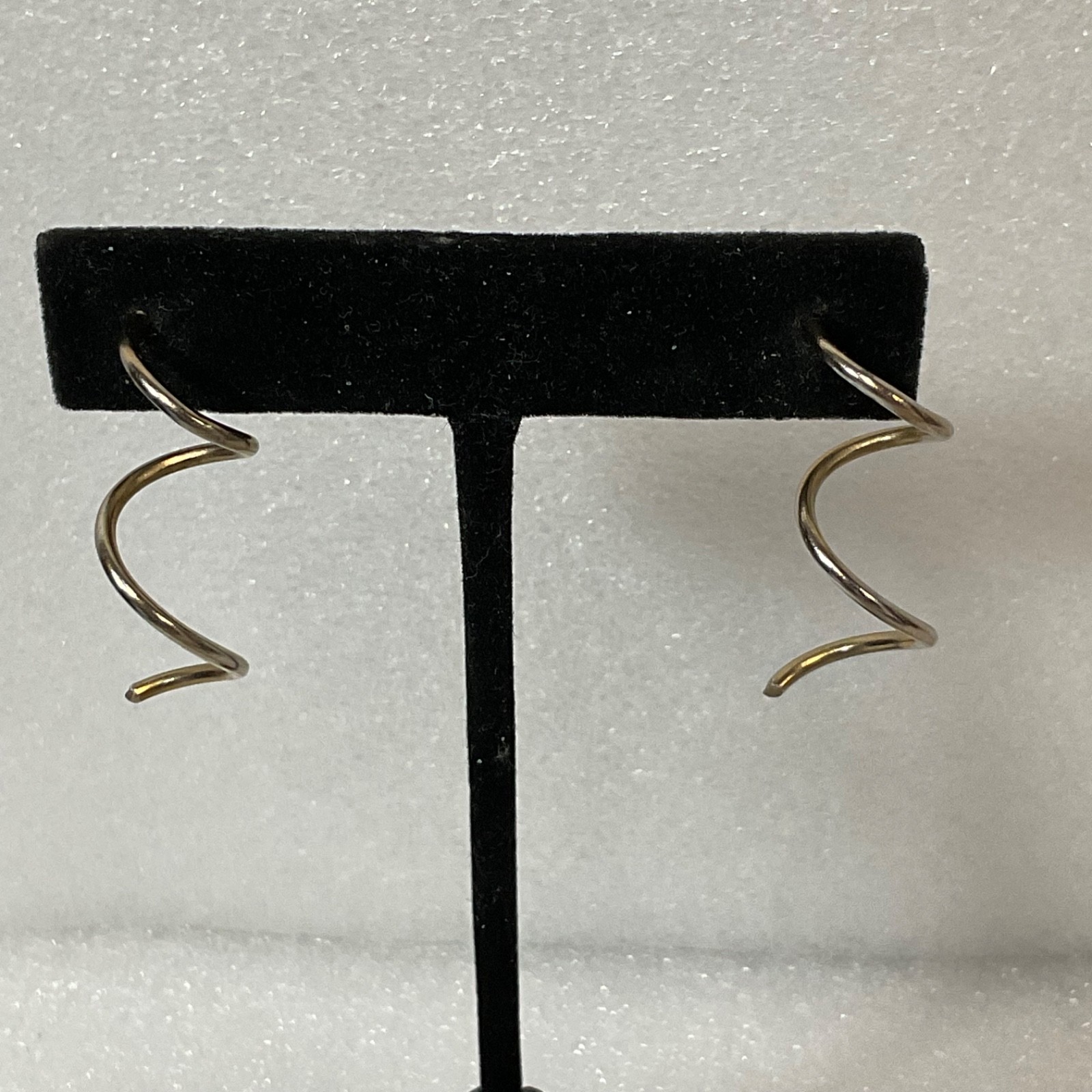 Vintage Silver Tone Spiral Earrings 2in 2.29g Modernist Swirl Pierced Jewelry - Image 1