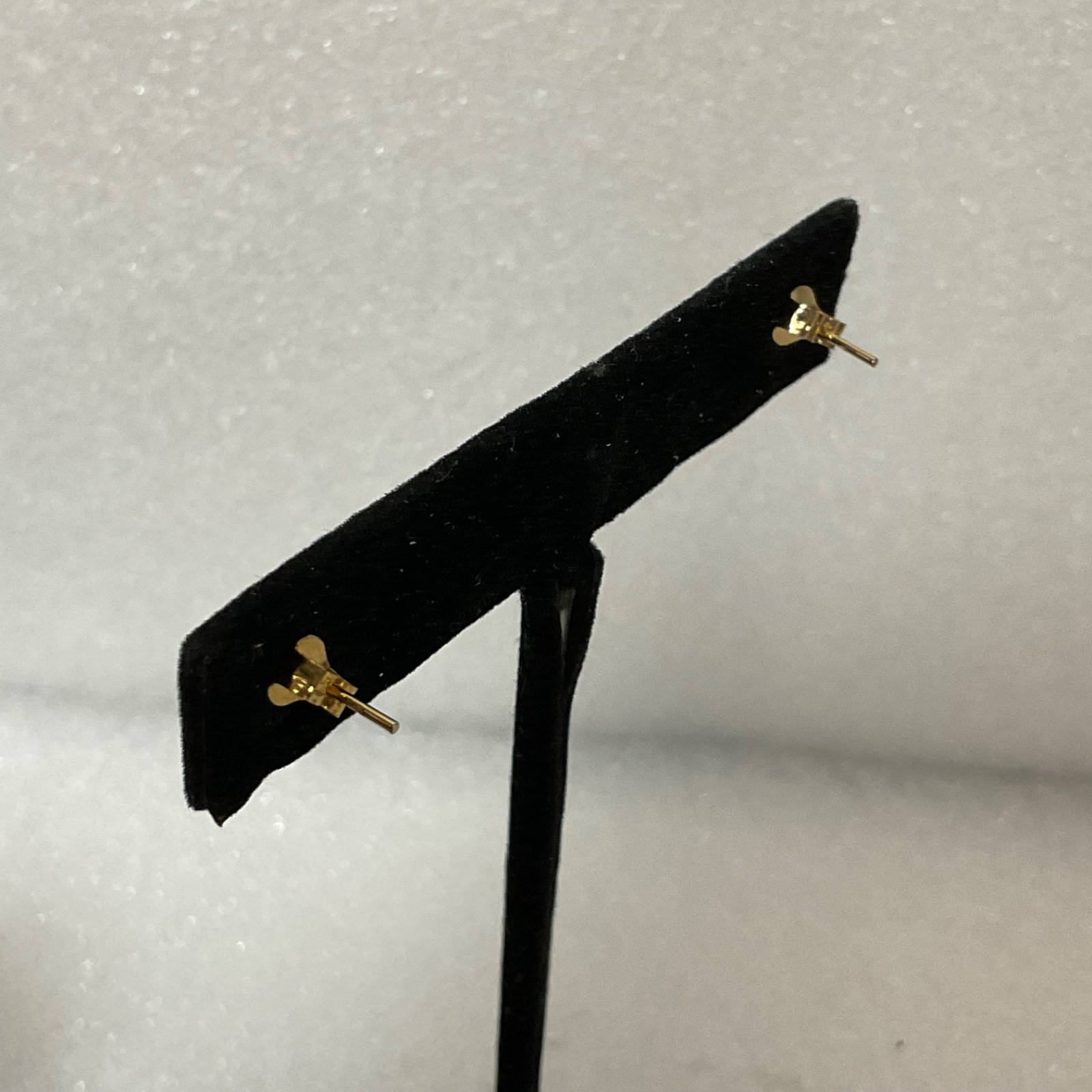 Vintage Gold Tone Star Stud Earrings 0.5in 0.49g Minimalist Jewelry - Image 7