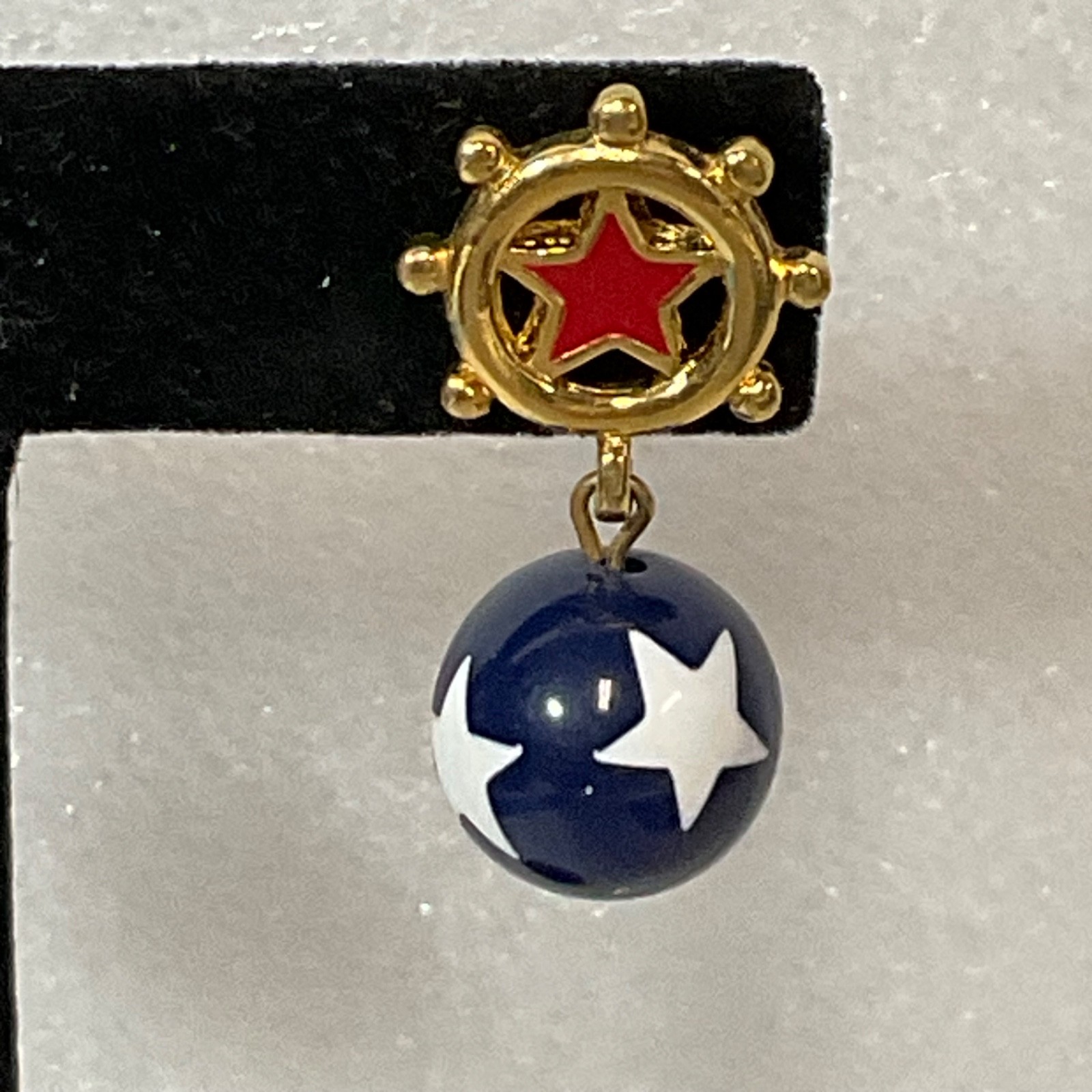 Vintage Avon Gold Tone Star Dangle Earrings Red White Blue Enamel 1in Patriotic - Image 3