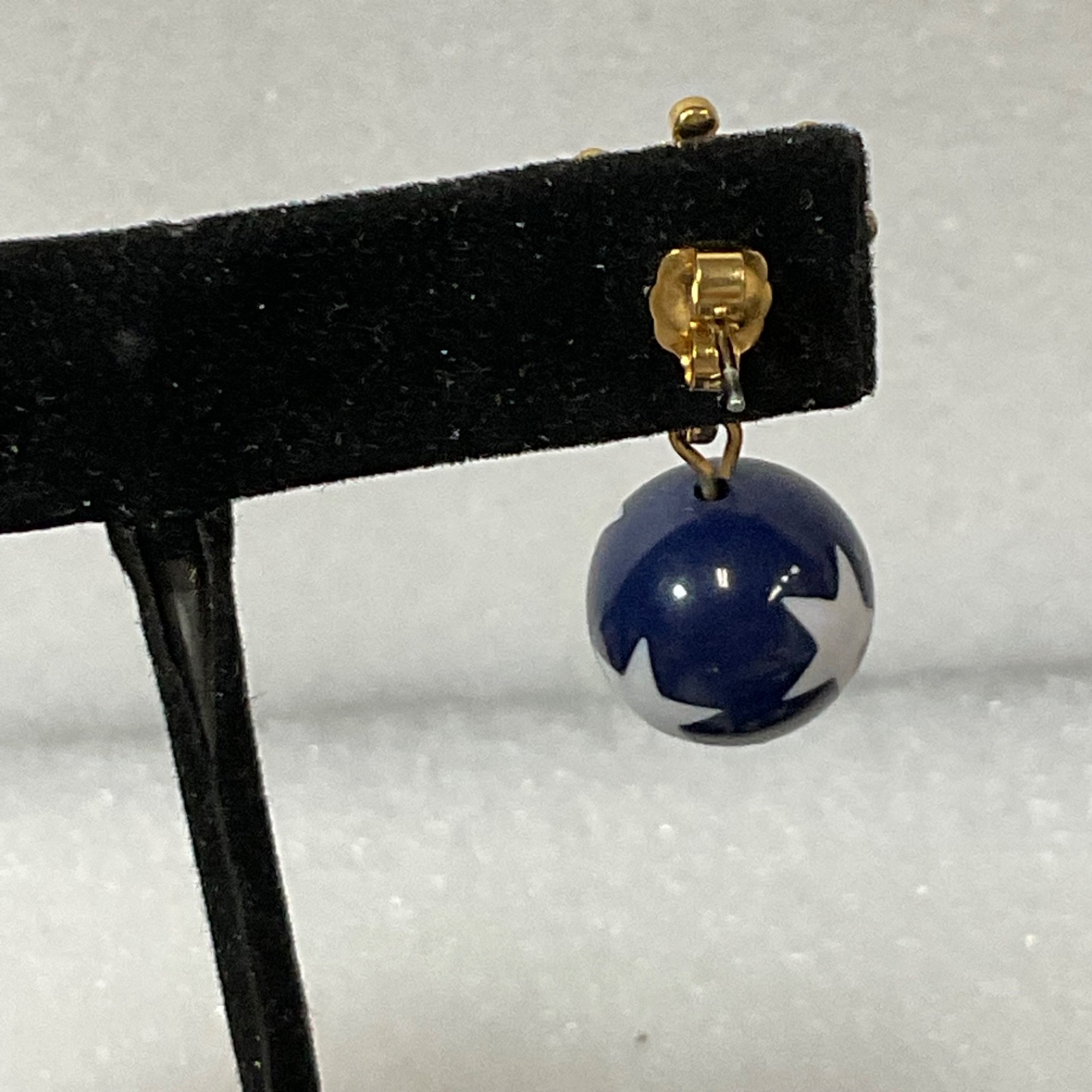 Vintage Avon Gold Tone Star Dangle Earrings Red White Blue Enamel 1in Patriotic - Image 7
