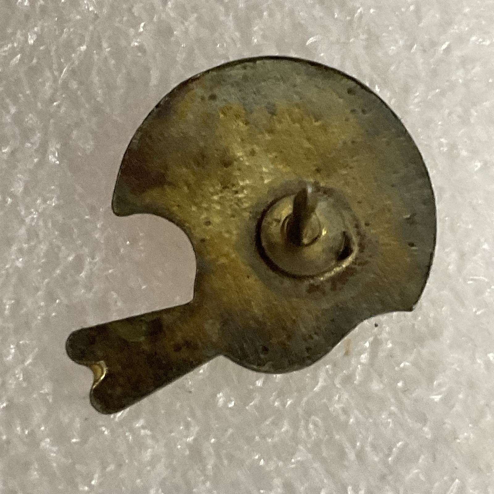 Indianapolis Colts Football Helmet Pin Badge NFL Memorabilia Collectible - Image 2