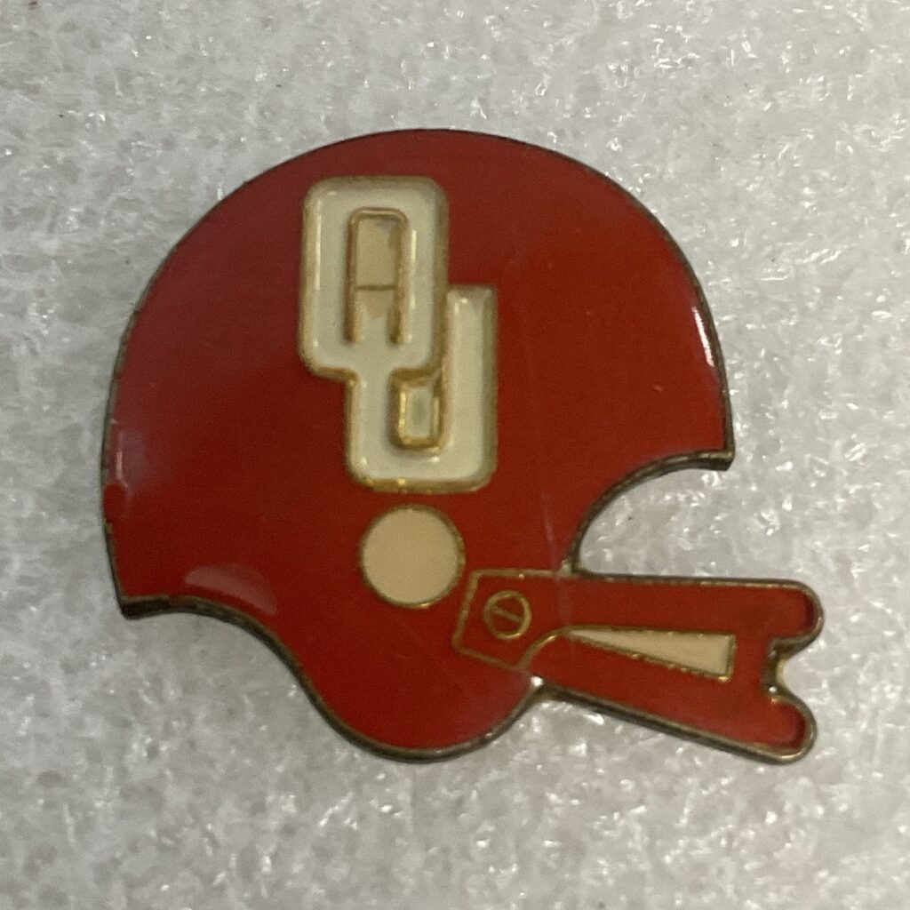 Oklahoma Sooners Football Helmet Pin Red Enamel NCAA OU College Memorabilia - Image 1
