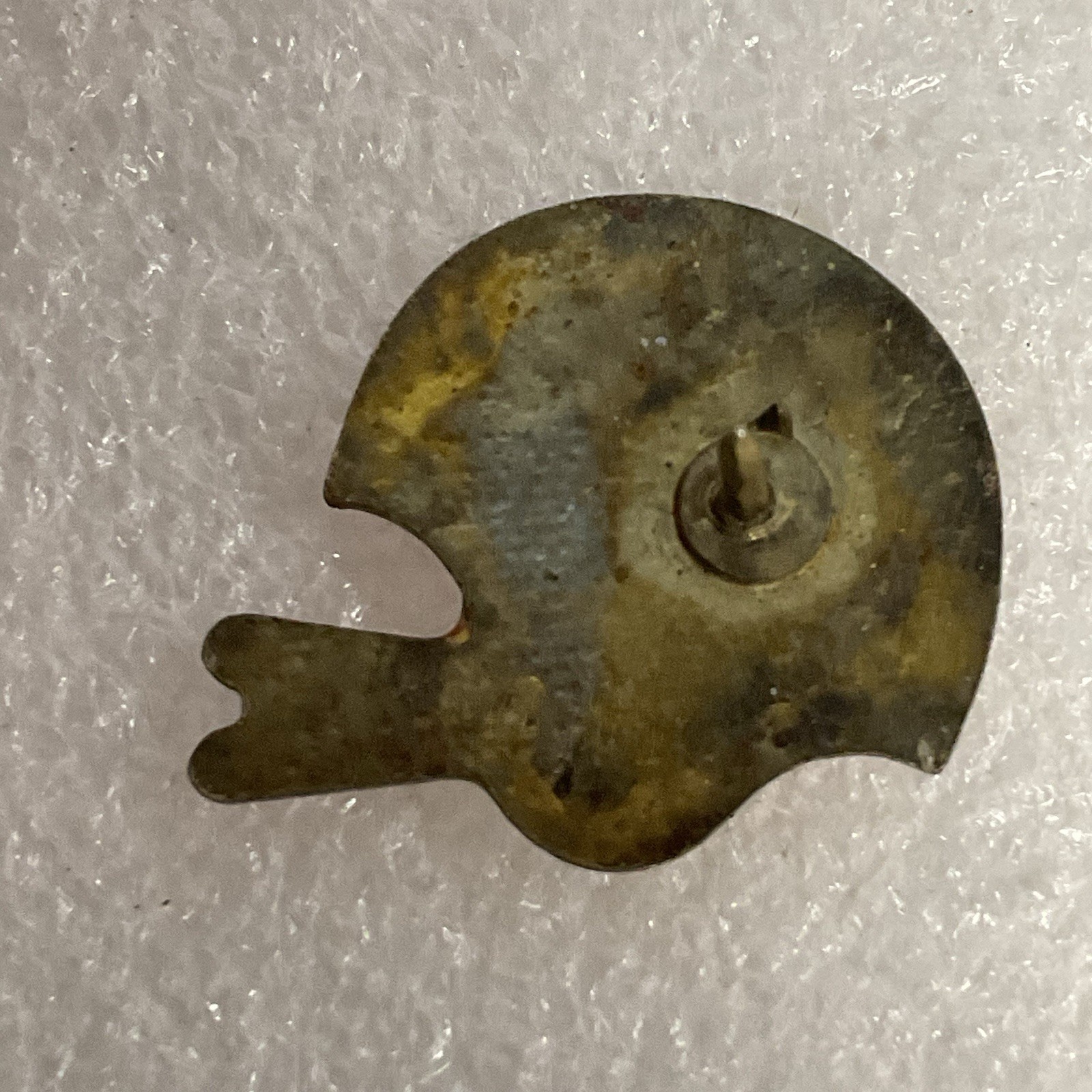 Vintage Oklahoma Sooners Enamel Football Helmet Pin NCAA College Sports Memorabi - Image 2